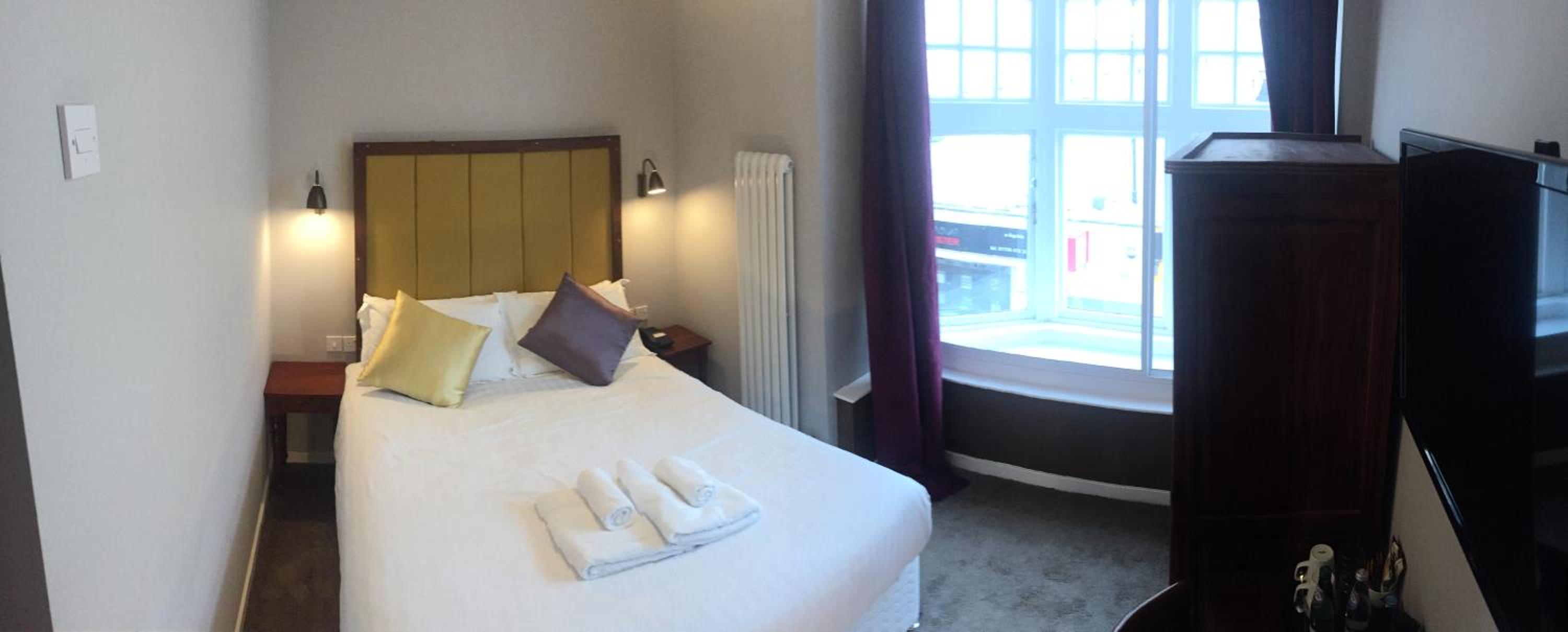 Standard Double Room photo 2