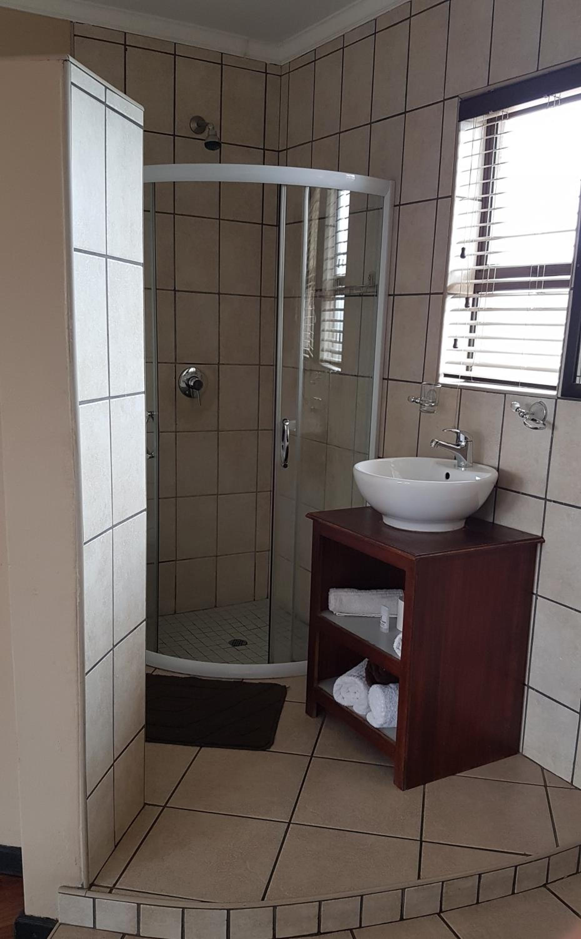 Luxury King Room photo 3
