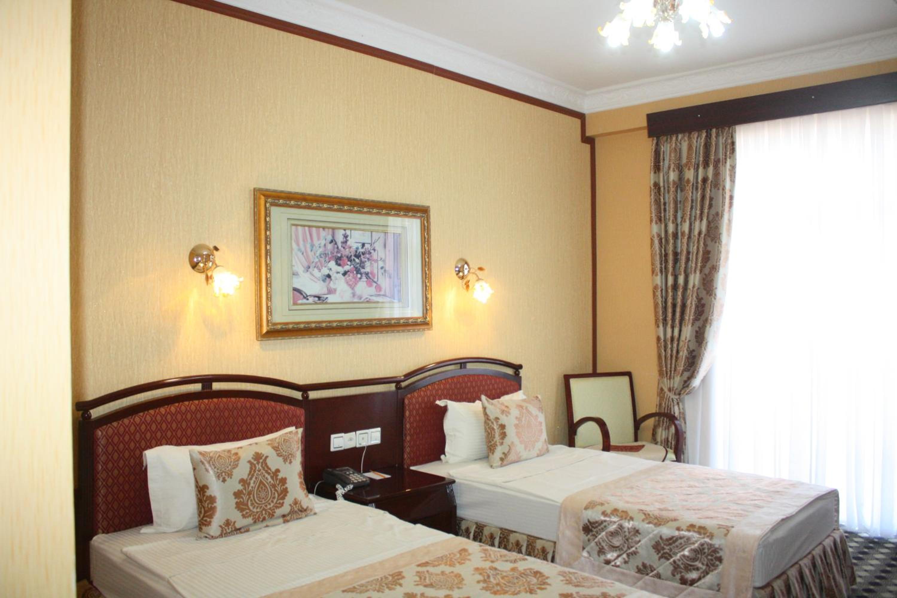 Large Twin Room