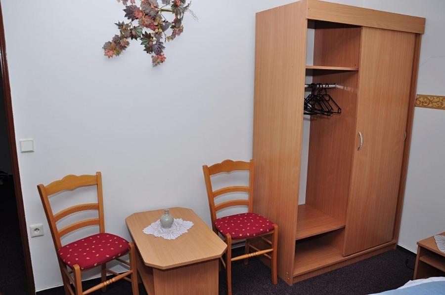 Triple Room photo 3