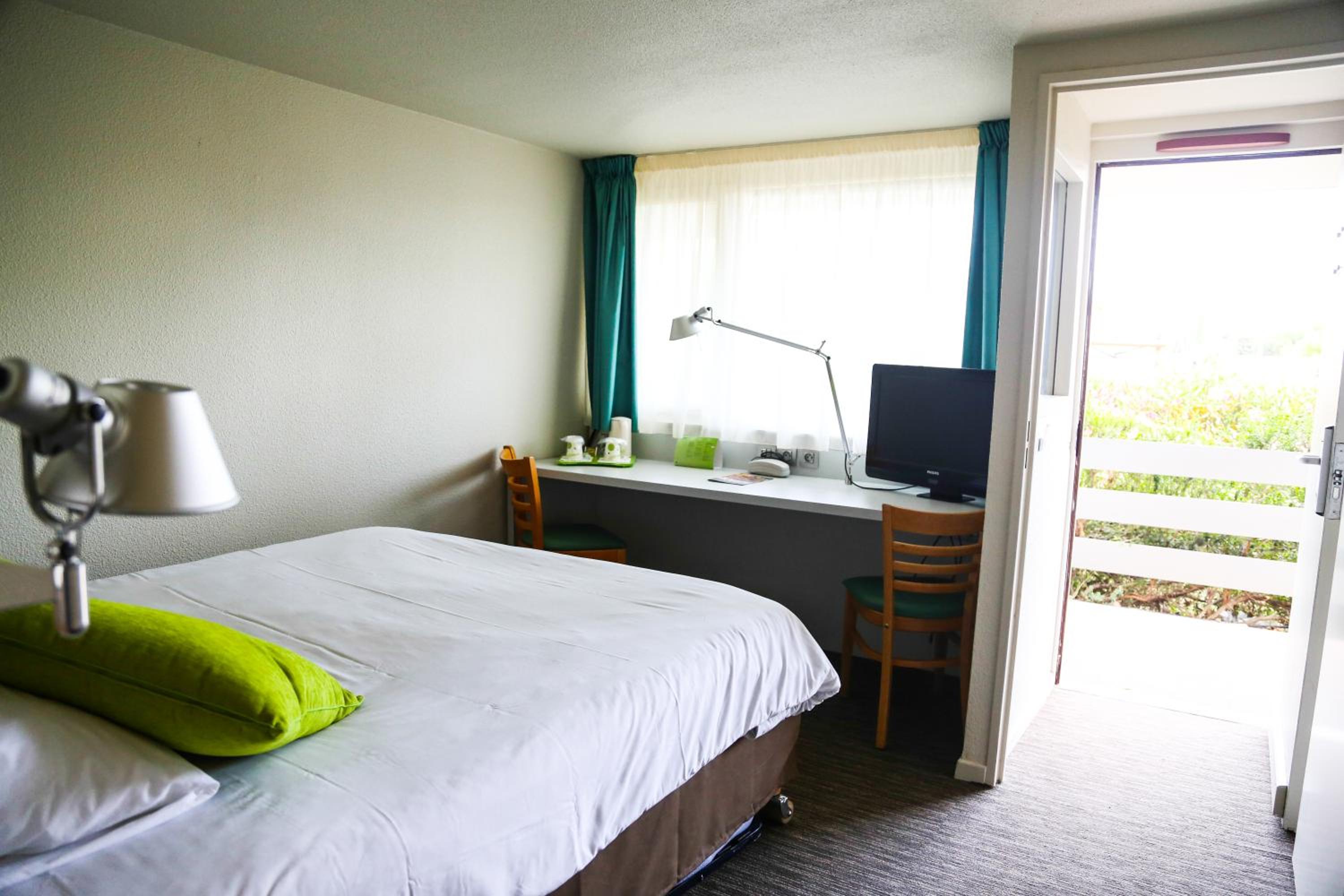 Next Generation Quadruple Room - Photo 3