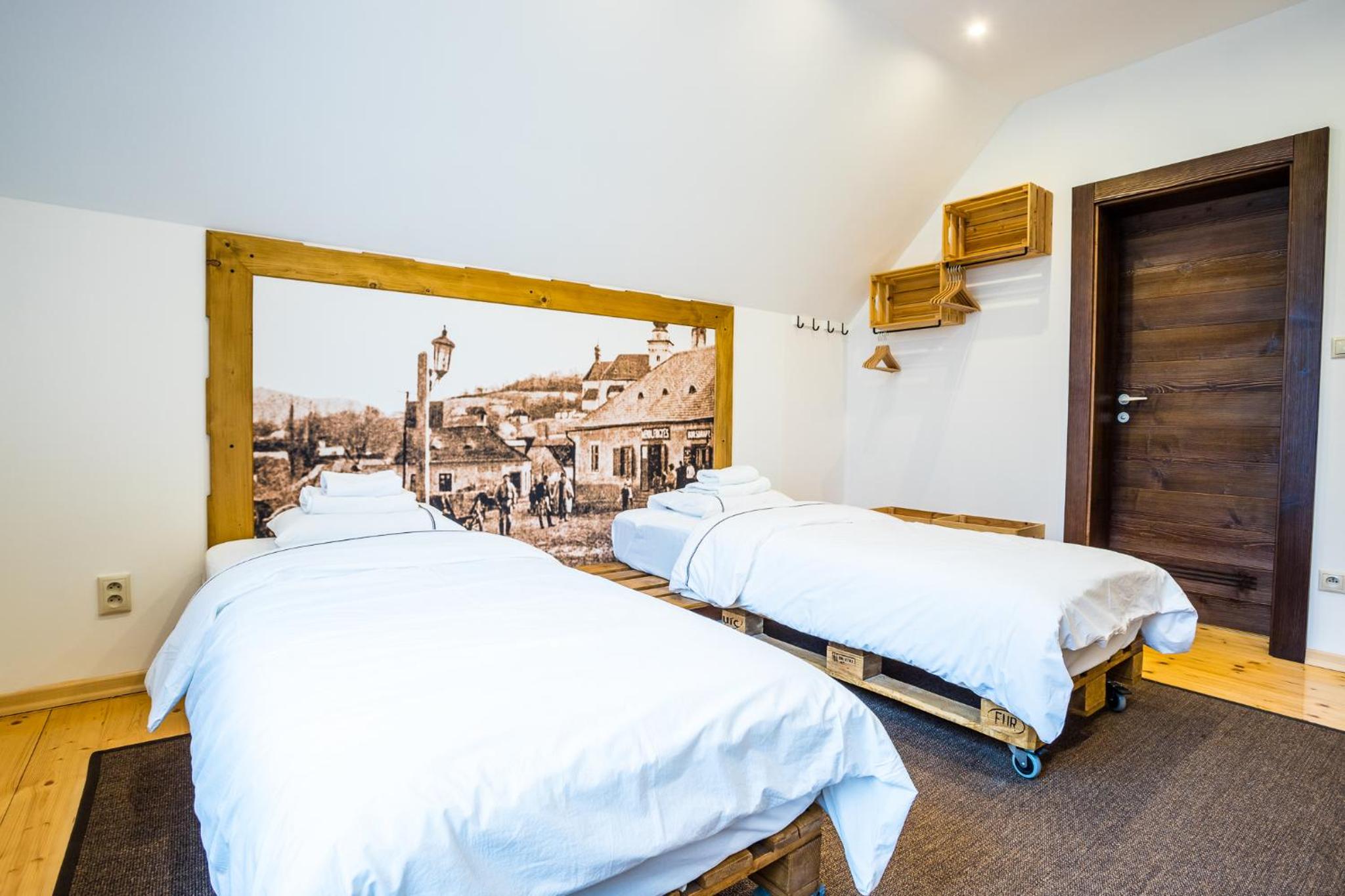 Standard Double Room - Photo 6