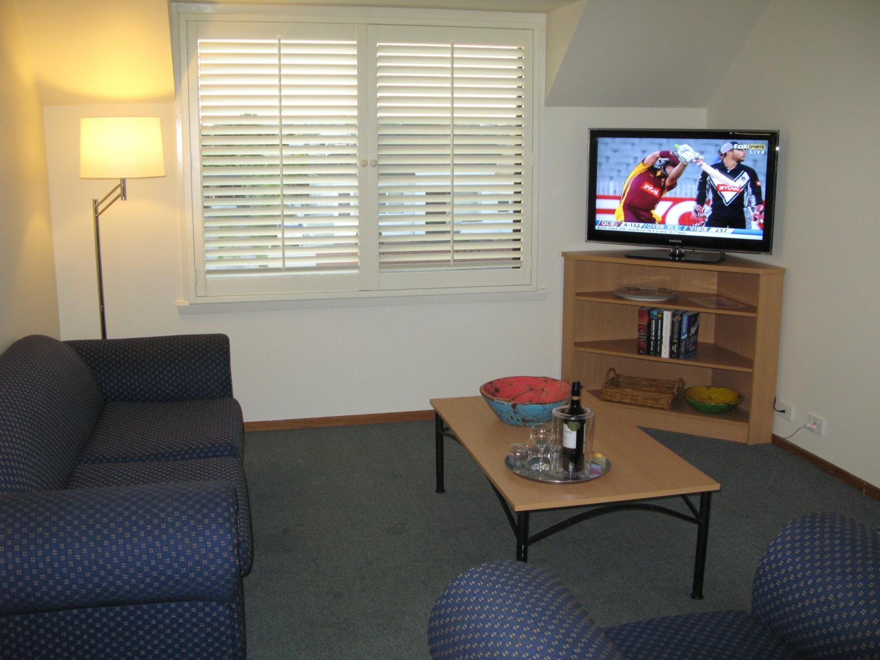 Executive Three-Bedroom Apartment photo 3