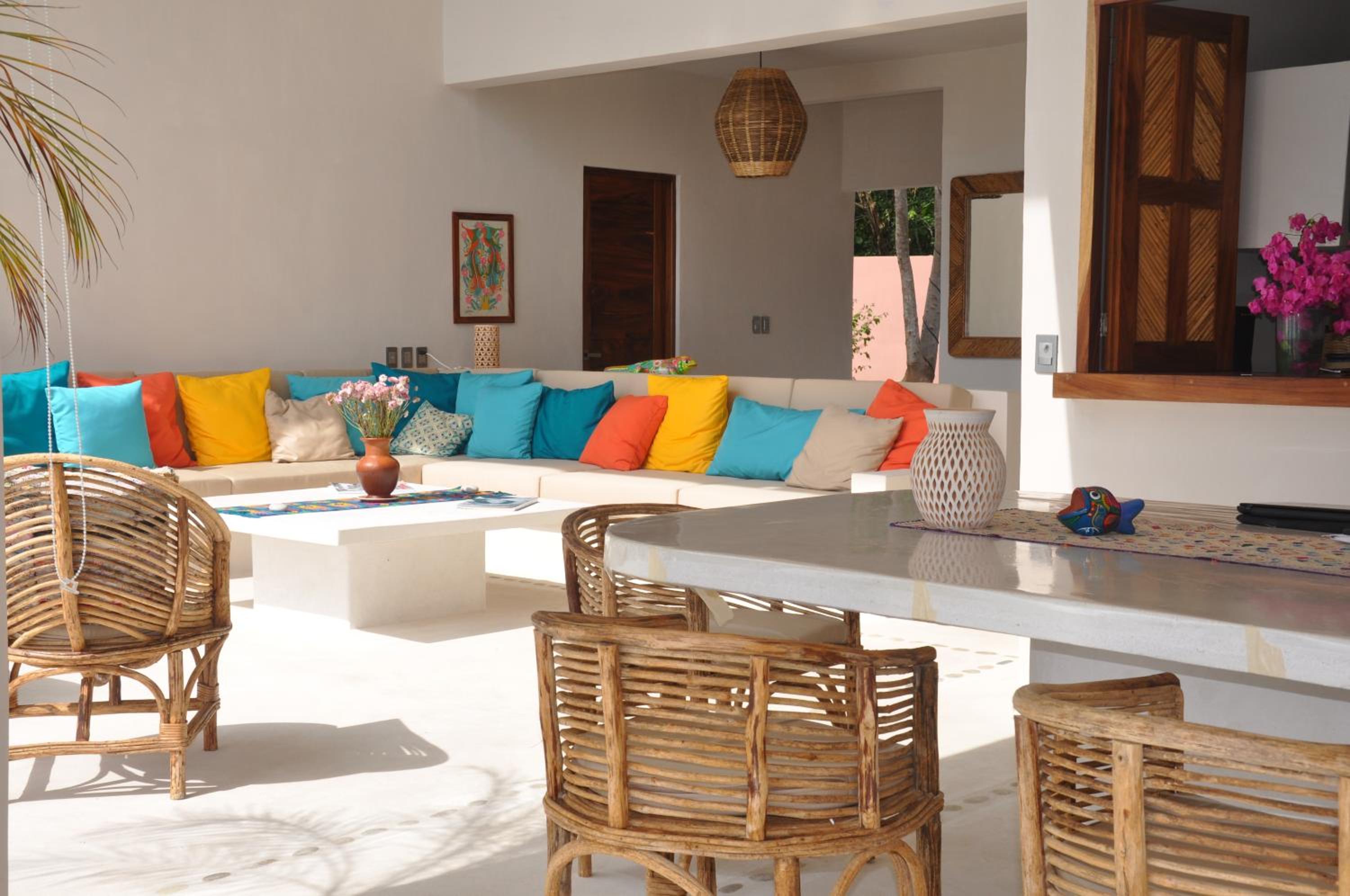 Villa with Sea View - Photo 5