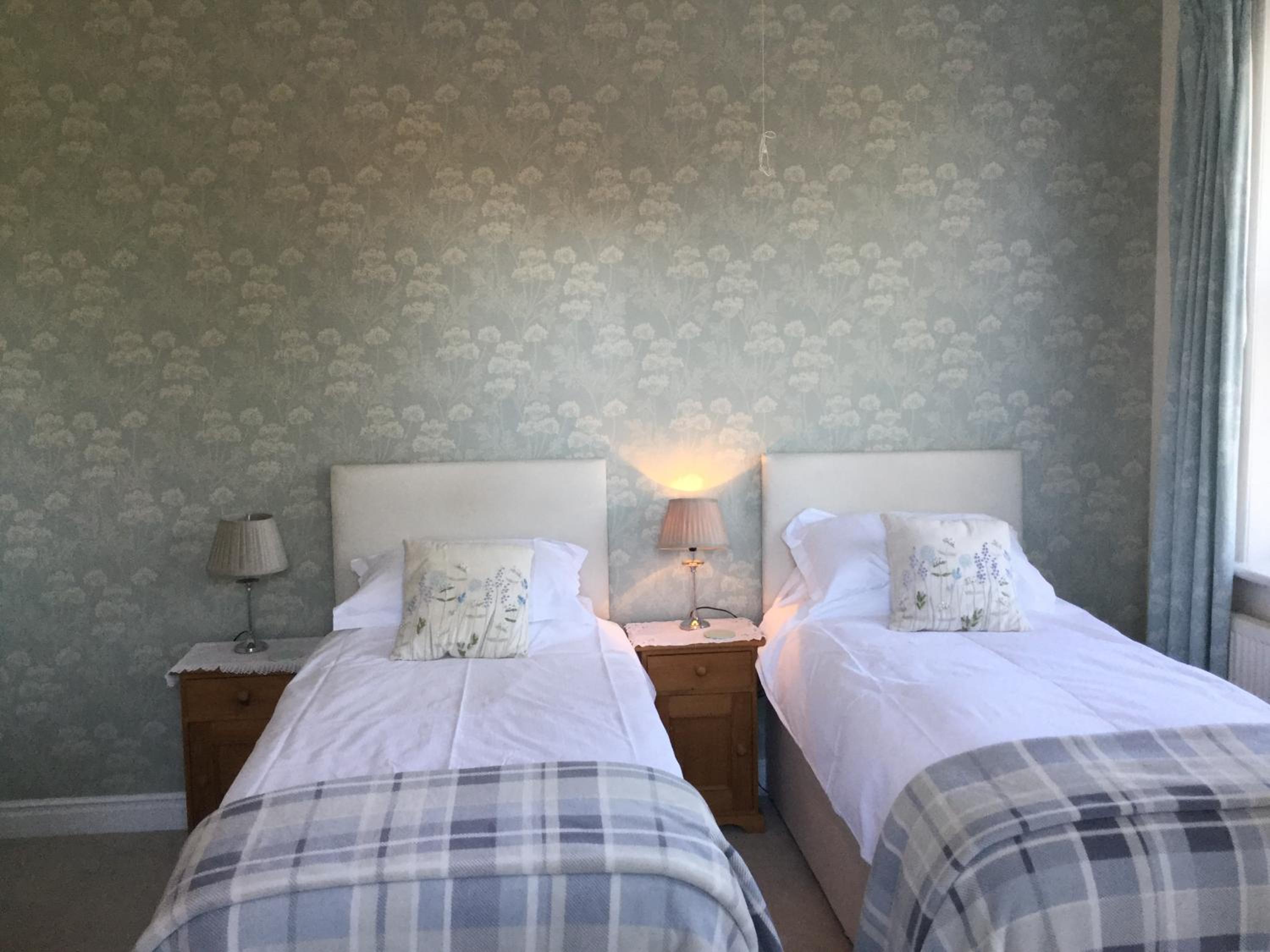 Deluxe Twin Room photo 3