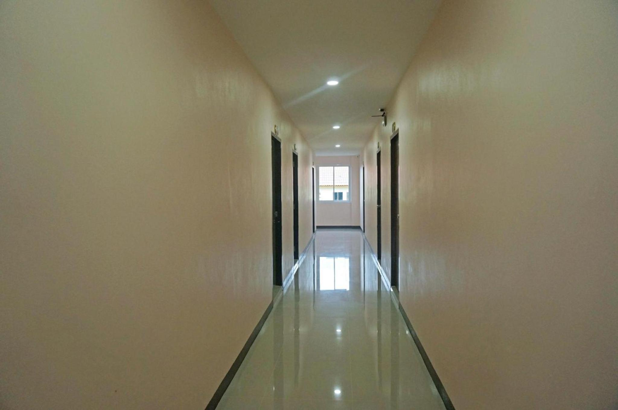 Apartment - Photo 27