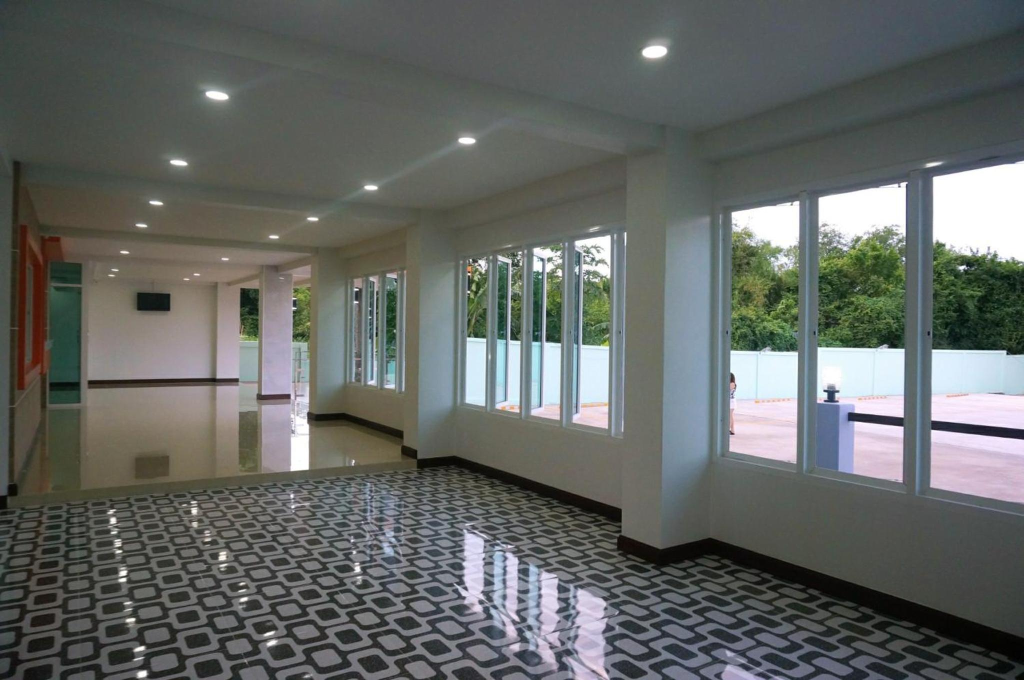 Apartment - Photo 25