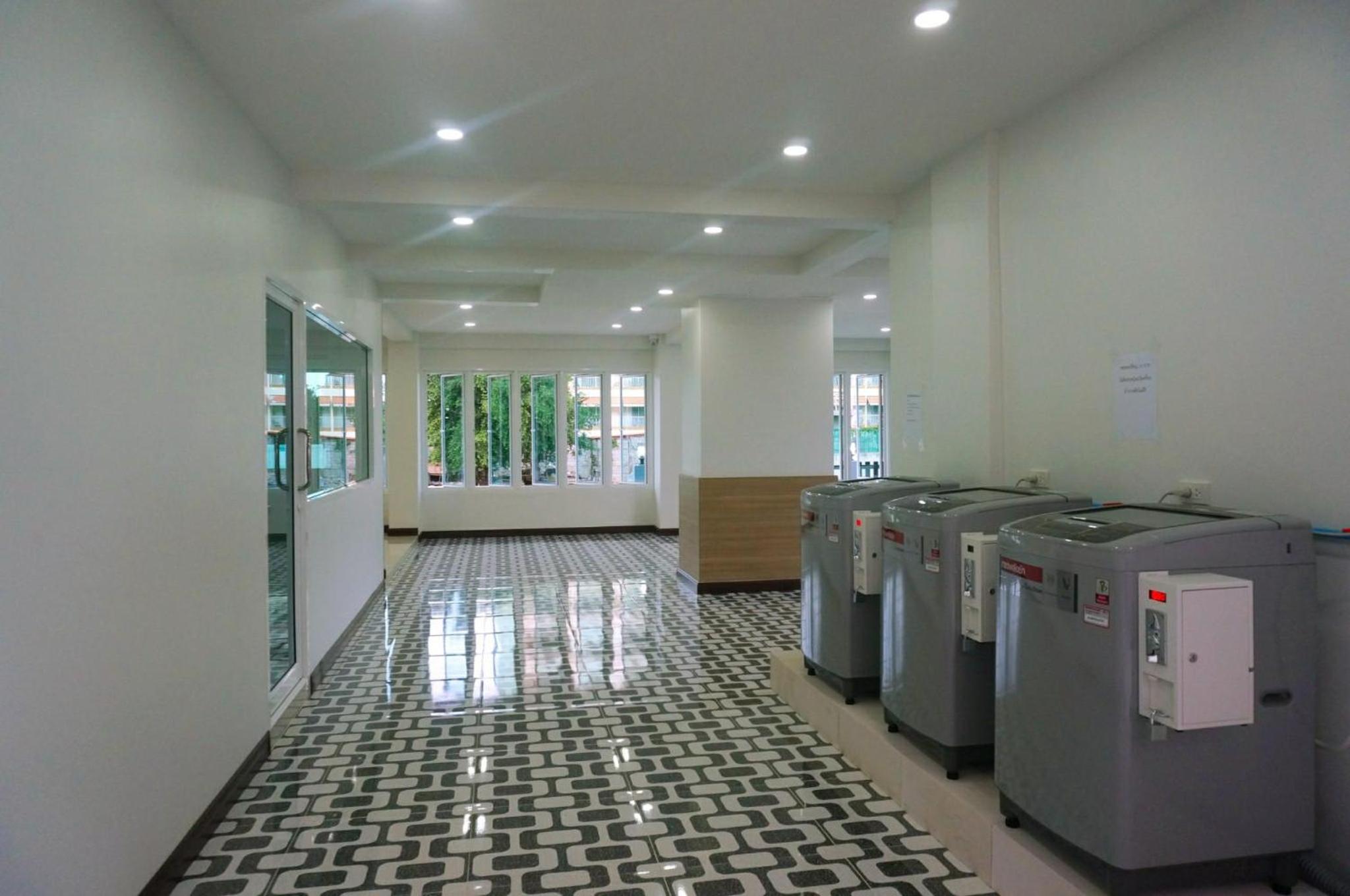 Apartment - Photo 24