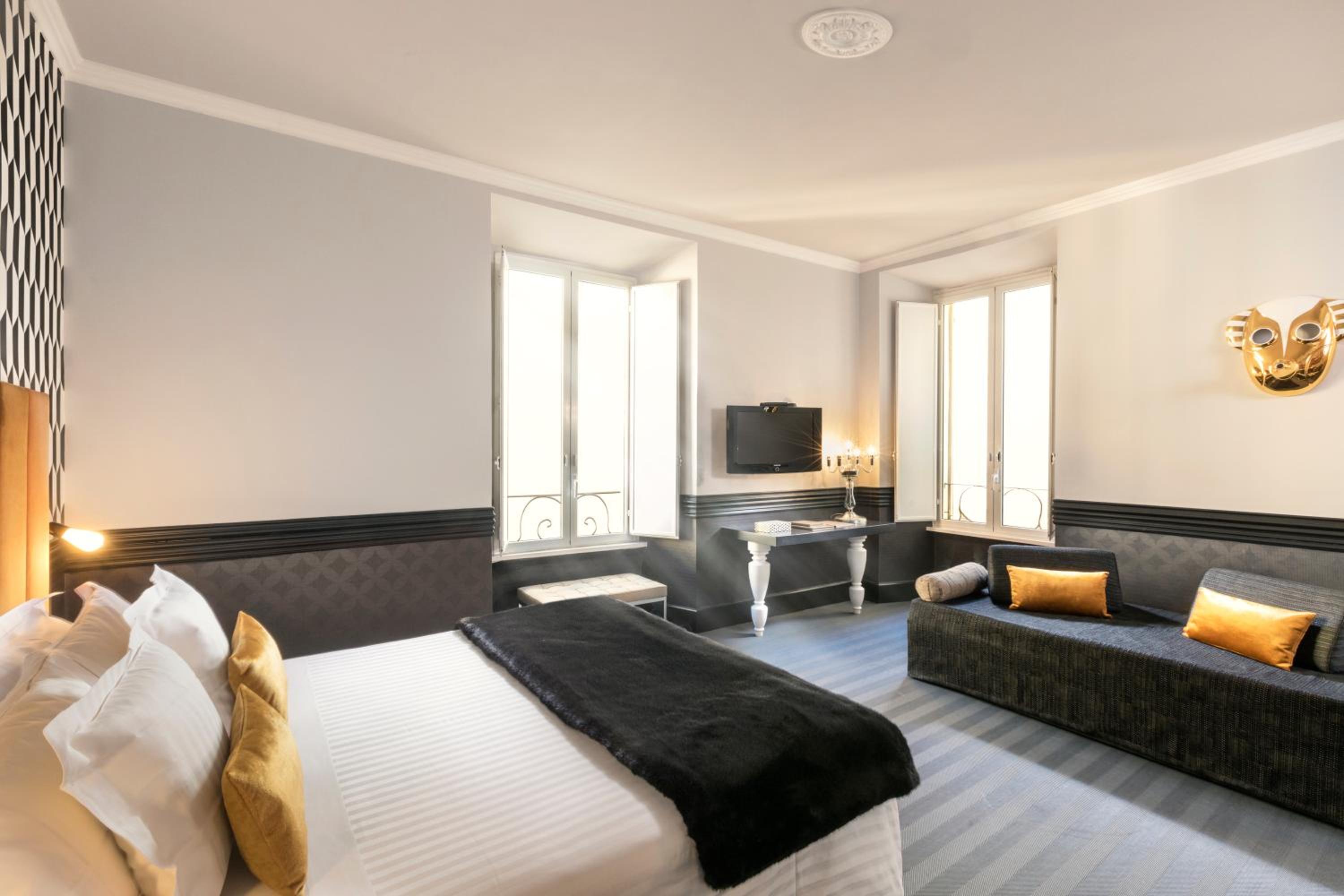 Deluxe Apartment - Separate Building