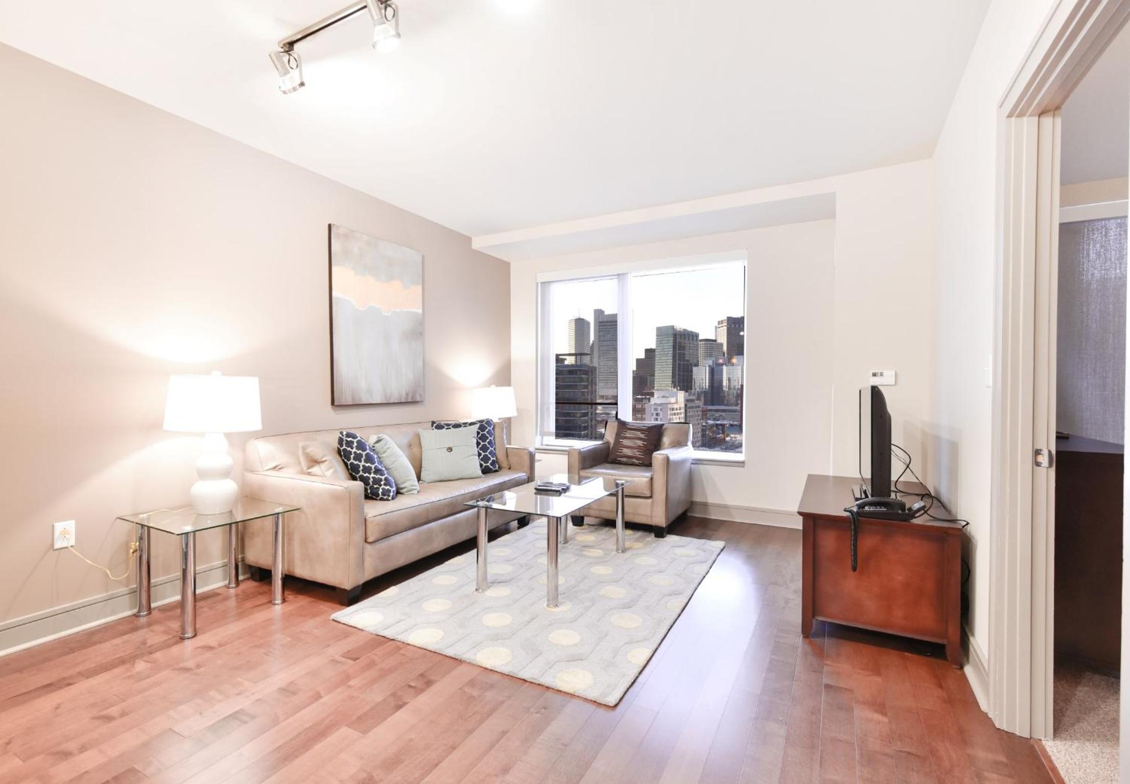 One-Bedroom Apartment