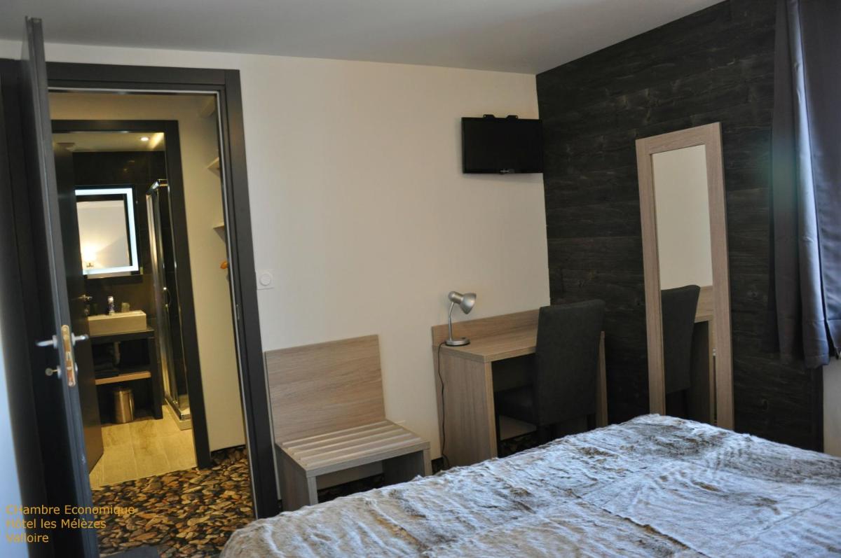 Economy Double Room photo 2