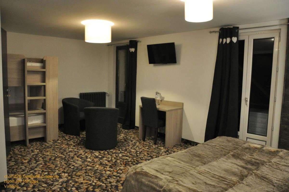 Family Room photo 1