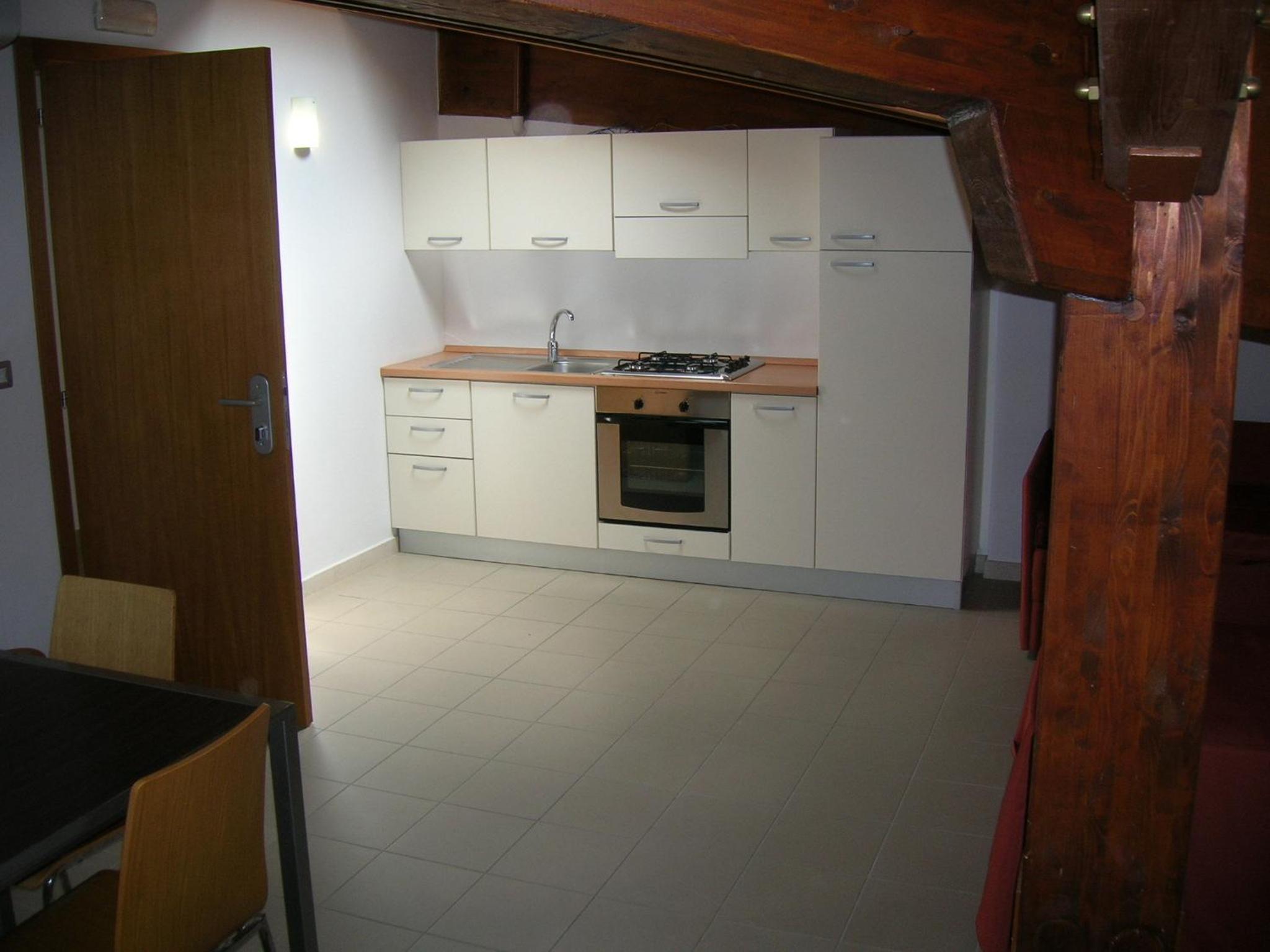 One-Bedroom Apartment (3 Adults) - Attic photo 2
