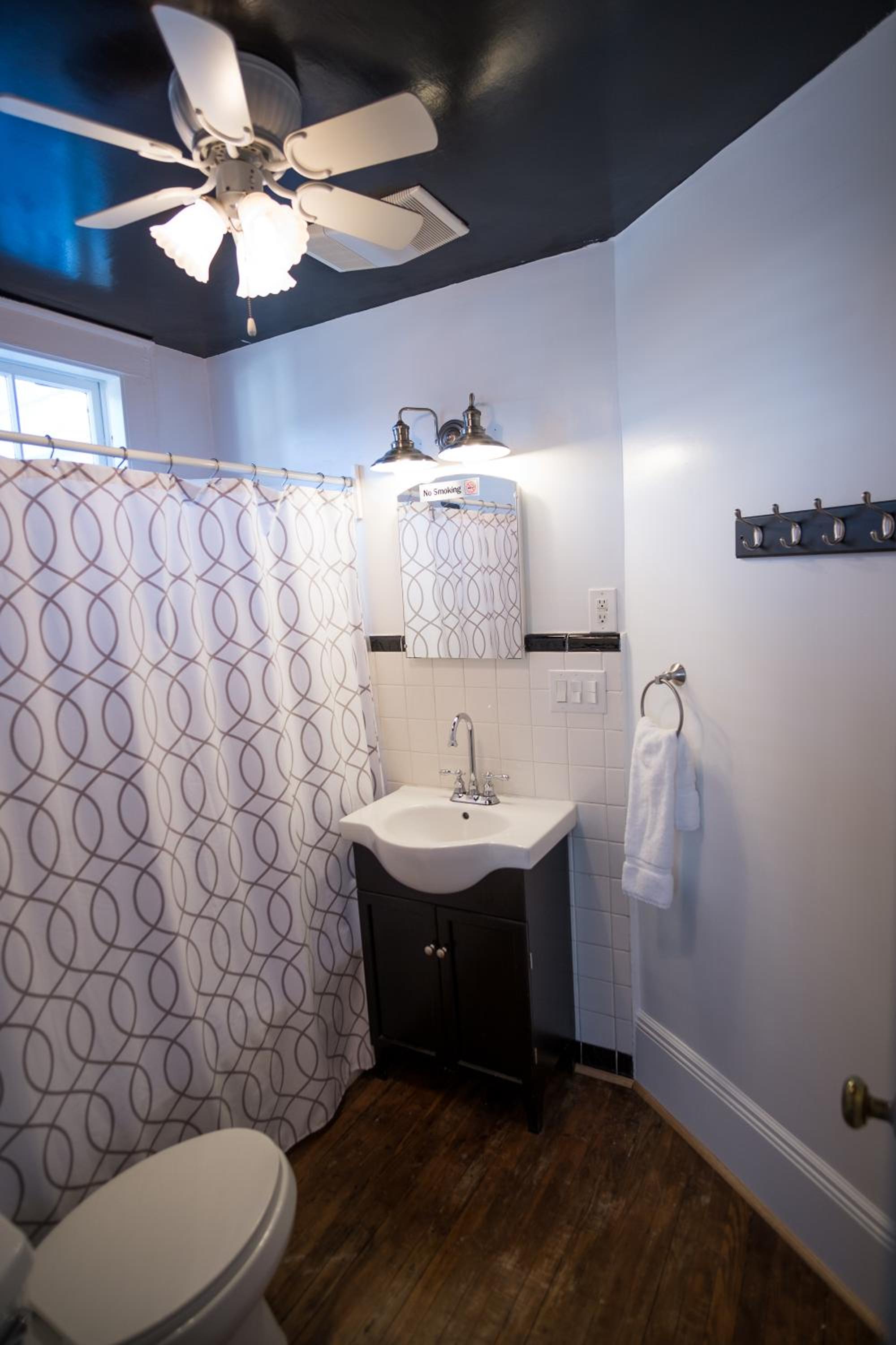 Double Room with Private Bathroom photo 2
