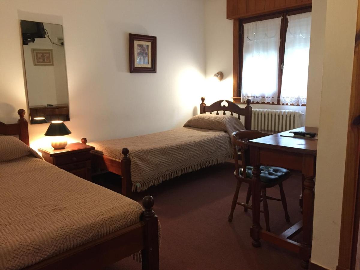 Standard Twin Room photo 1