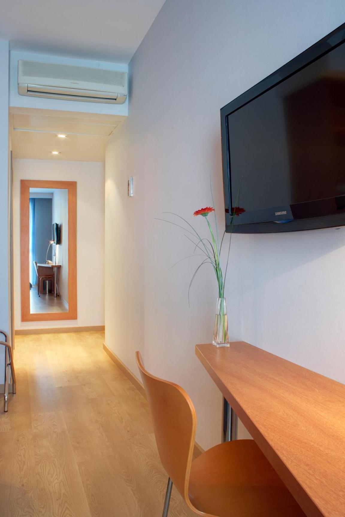 Twin Room with Extra Bed