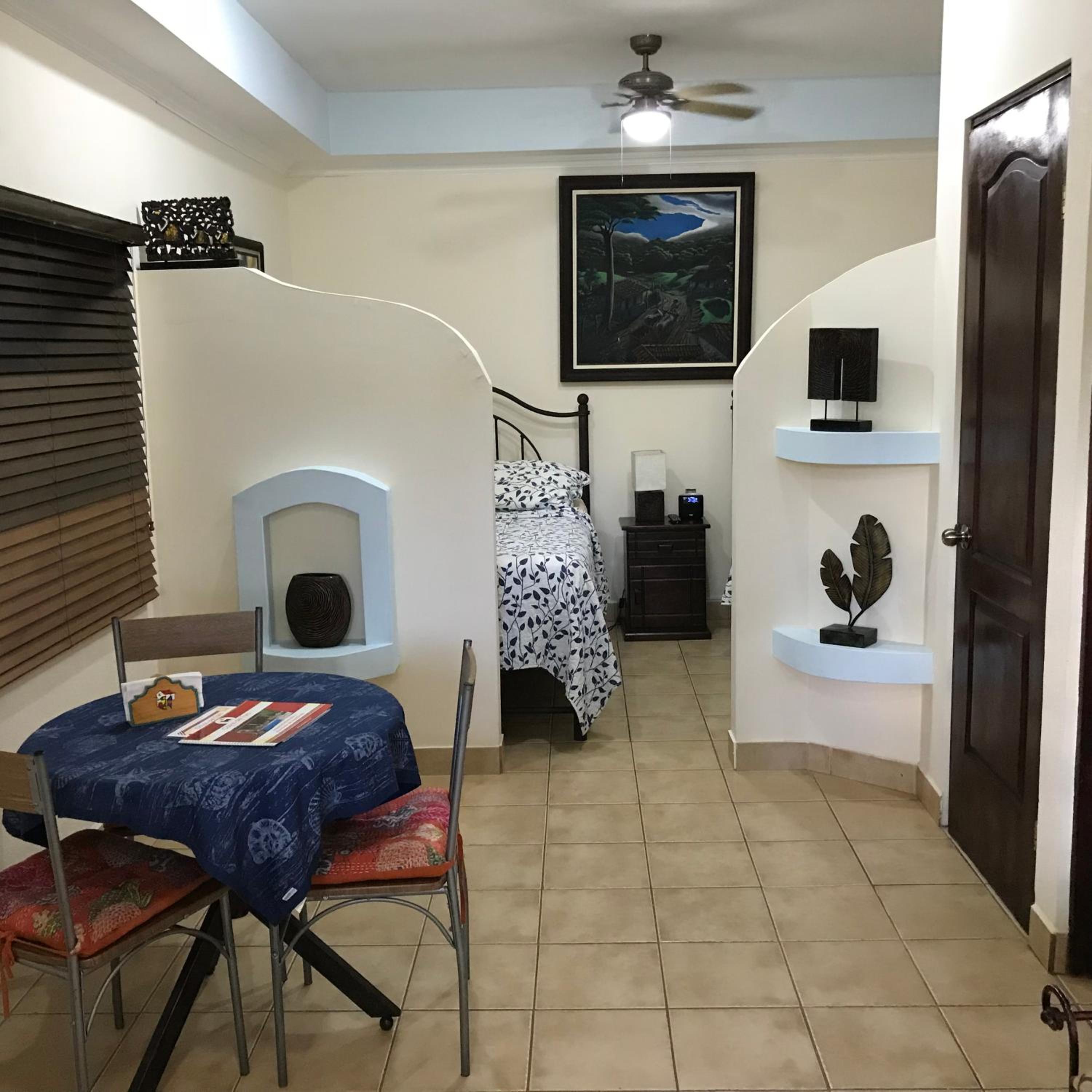 Studio Apartment photo 1