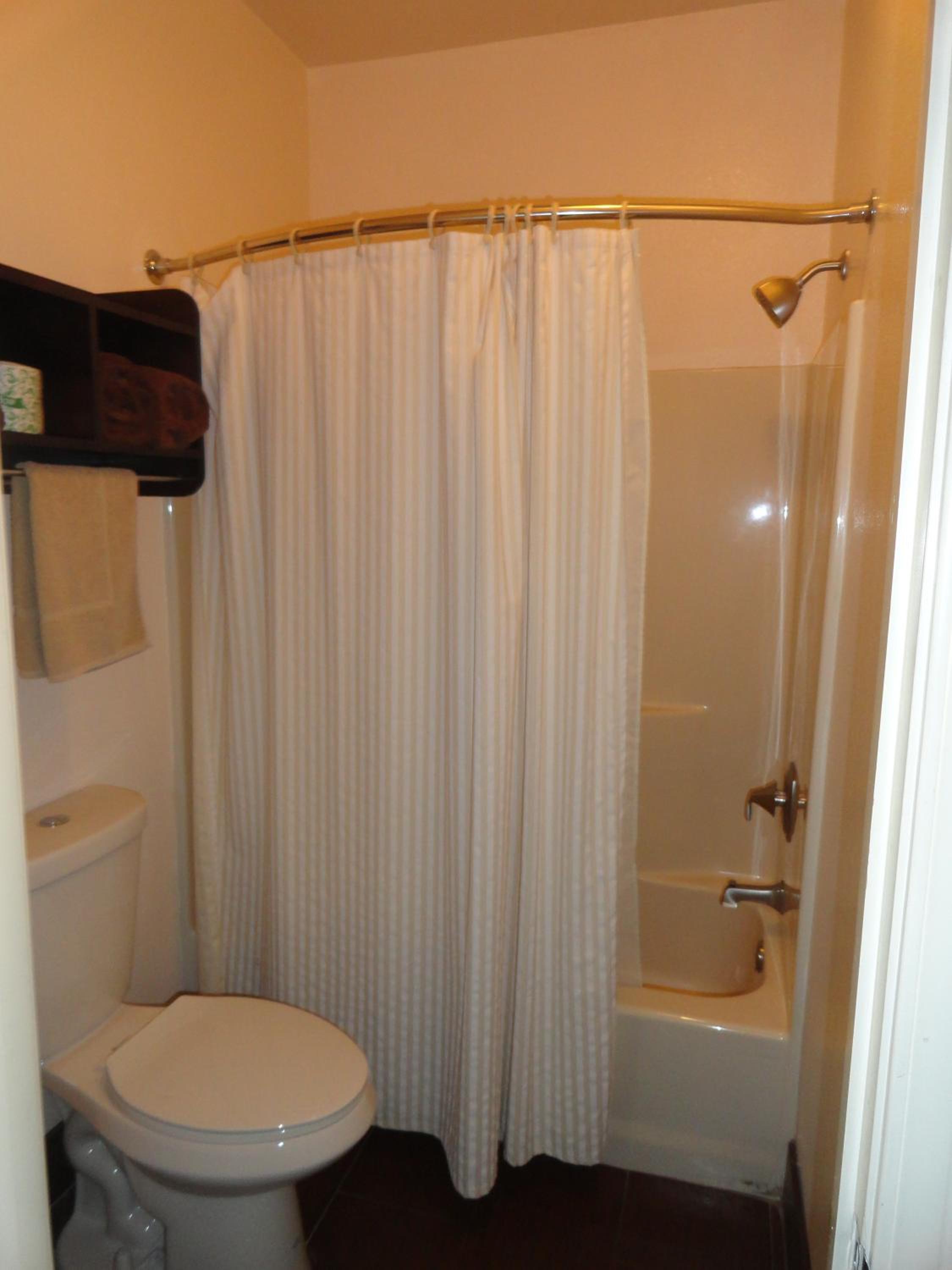 King Room with Spa Bath - Non-Smoking - Photo 13