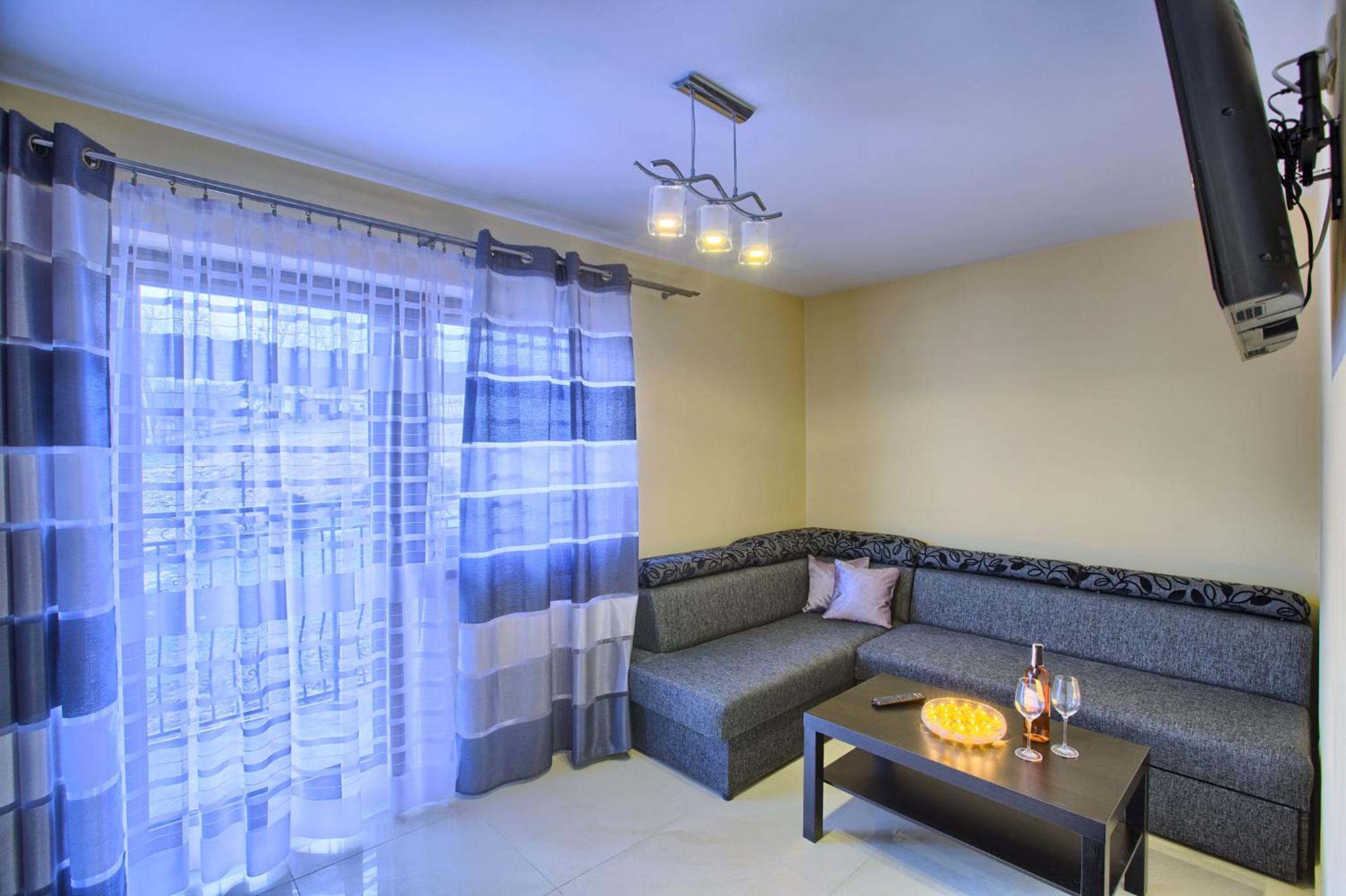 Deluxe Suite 1 - Photo 9