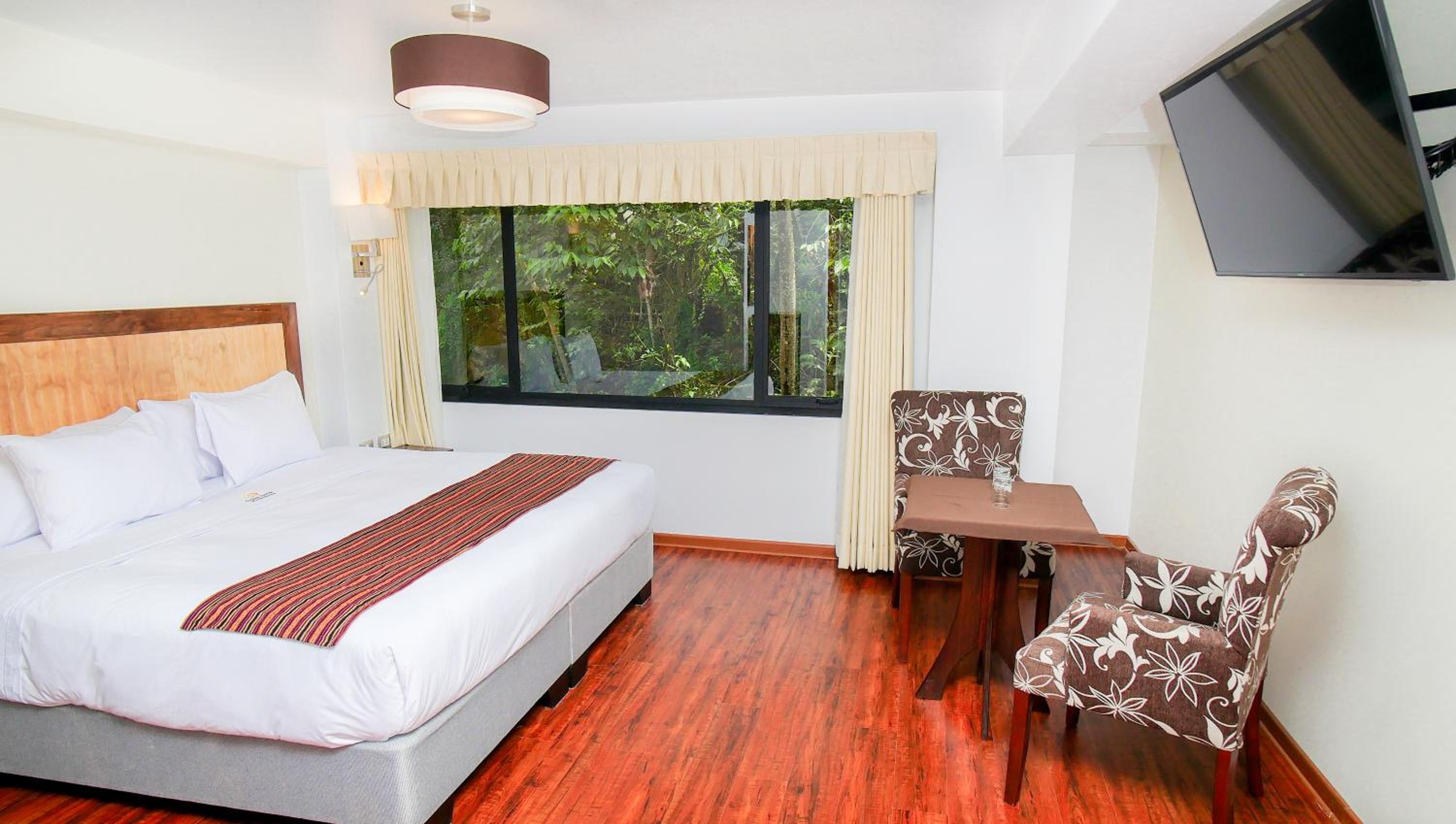 King Room with Spa Bath photo 2