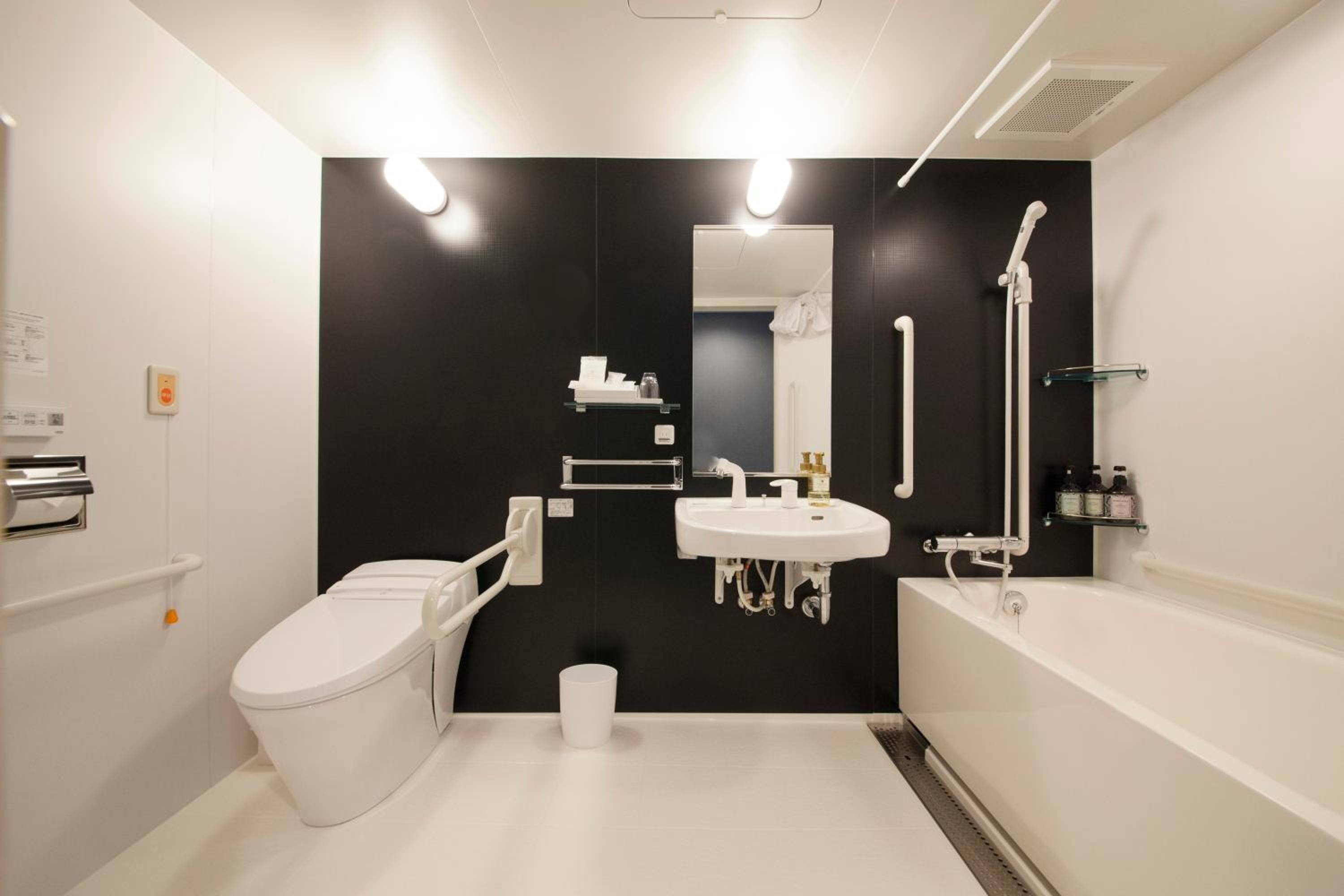 Single Room - Disability Access photo 2