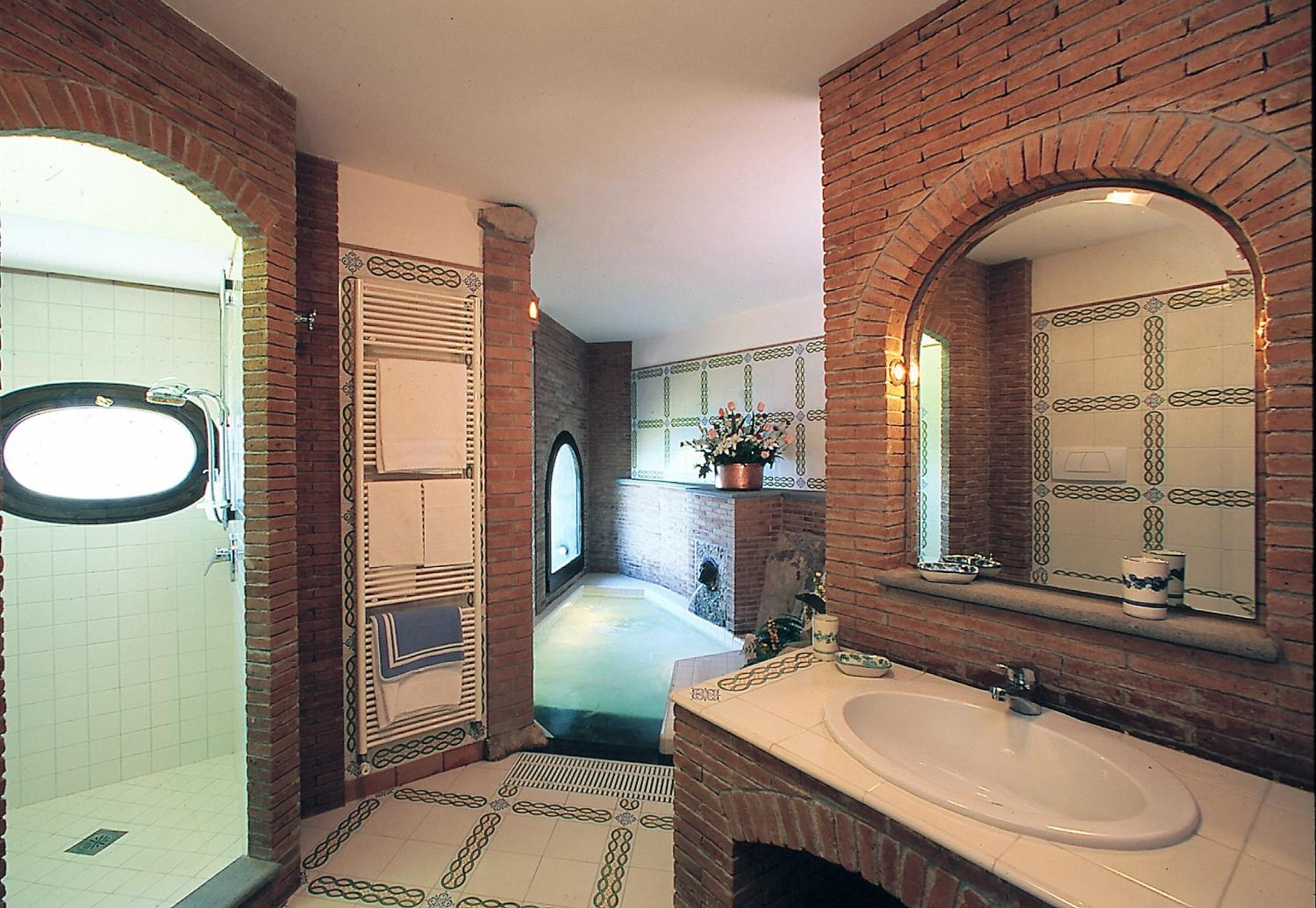 Family Room (2 Adults + 2 Children) - Photo 8