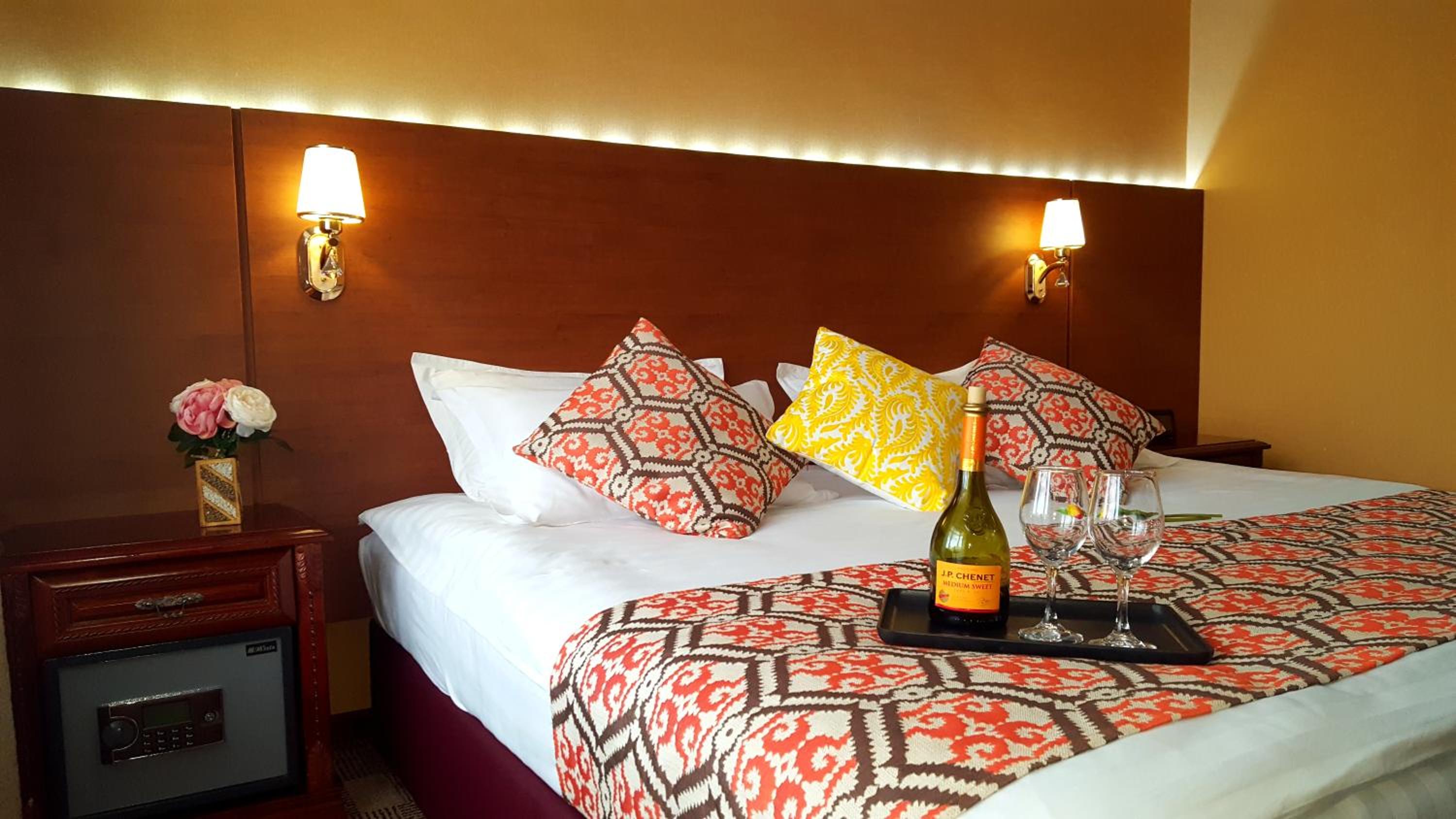 Standard Double Room - Photo 1