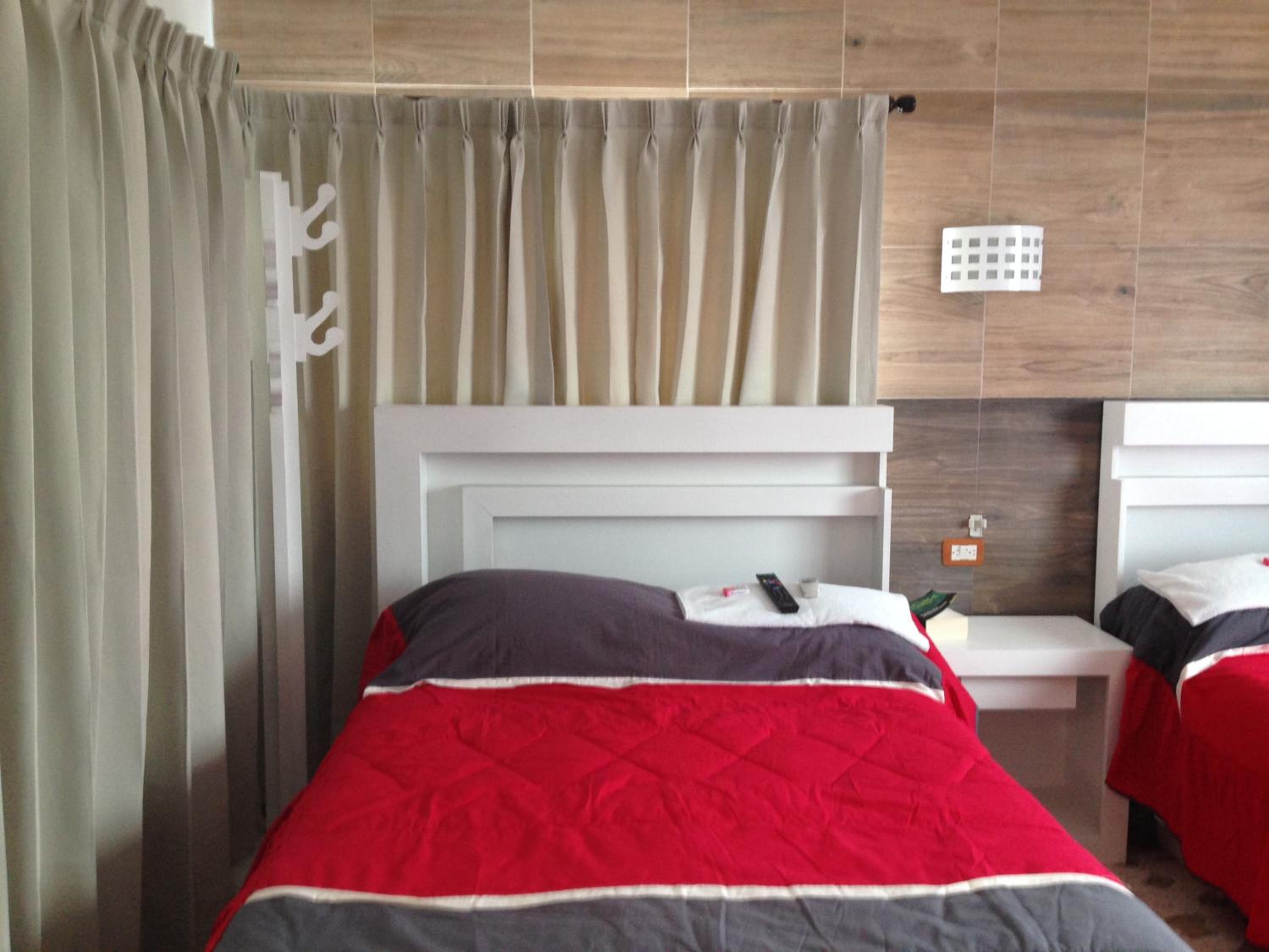 Deluxe Queen Room with Two Queen Beds photo 1