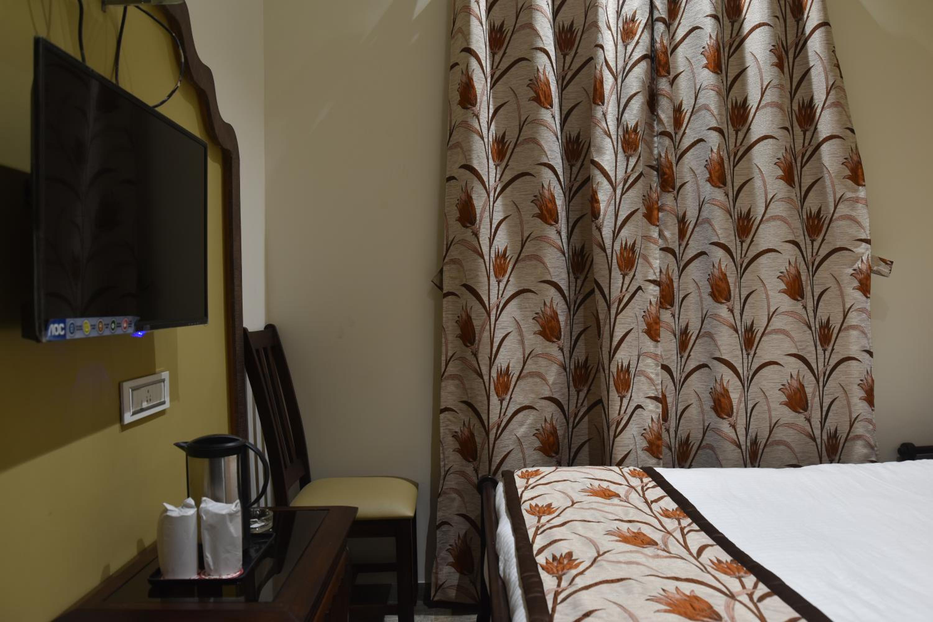 Deluxe Double Room - 10% off on Liquor Beverages — the supplier's photographs — photo 4