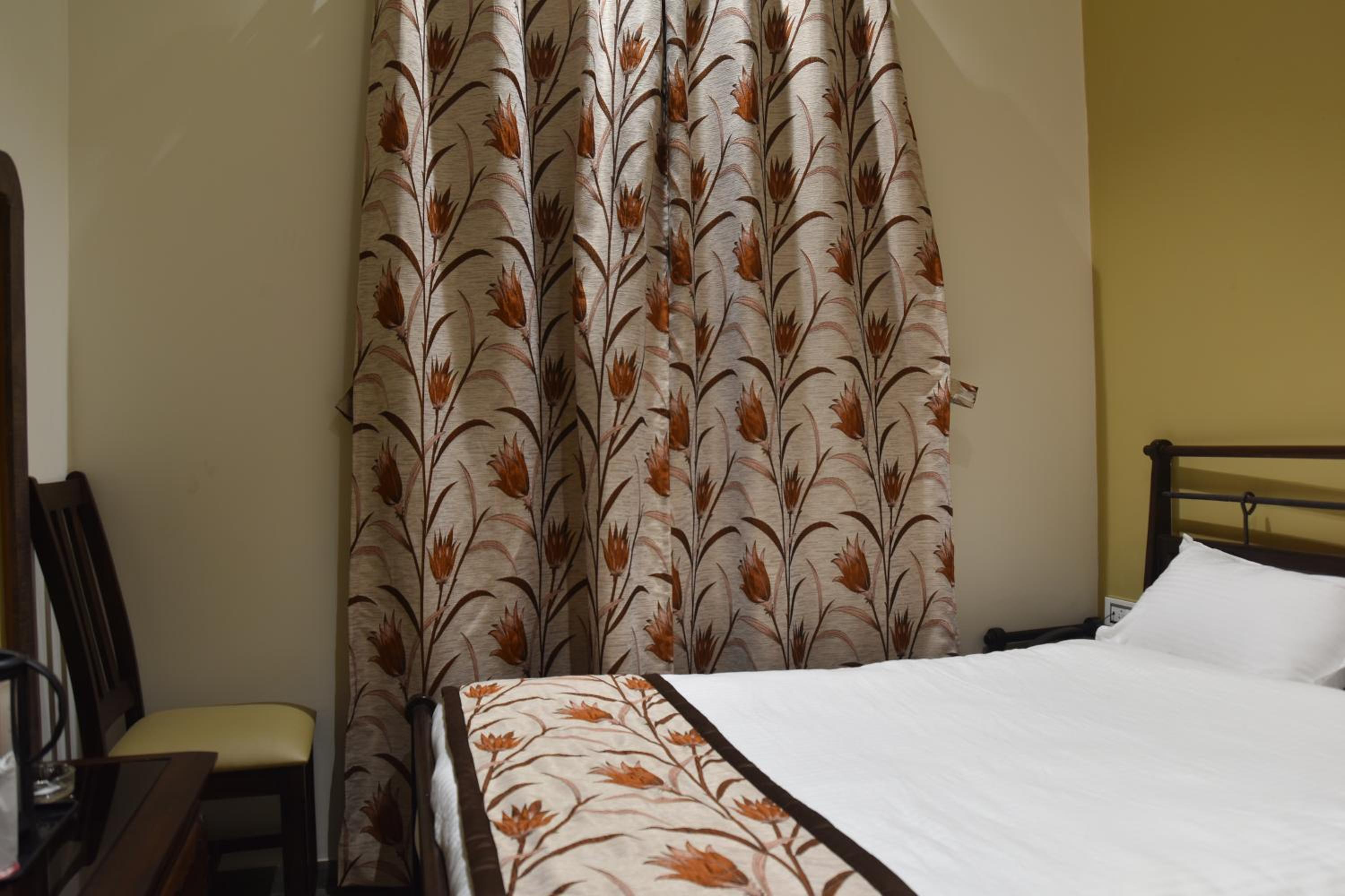 Deluxe Double Room - 10% off on Liquor Beverages — the supplier's photographs — photo 2