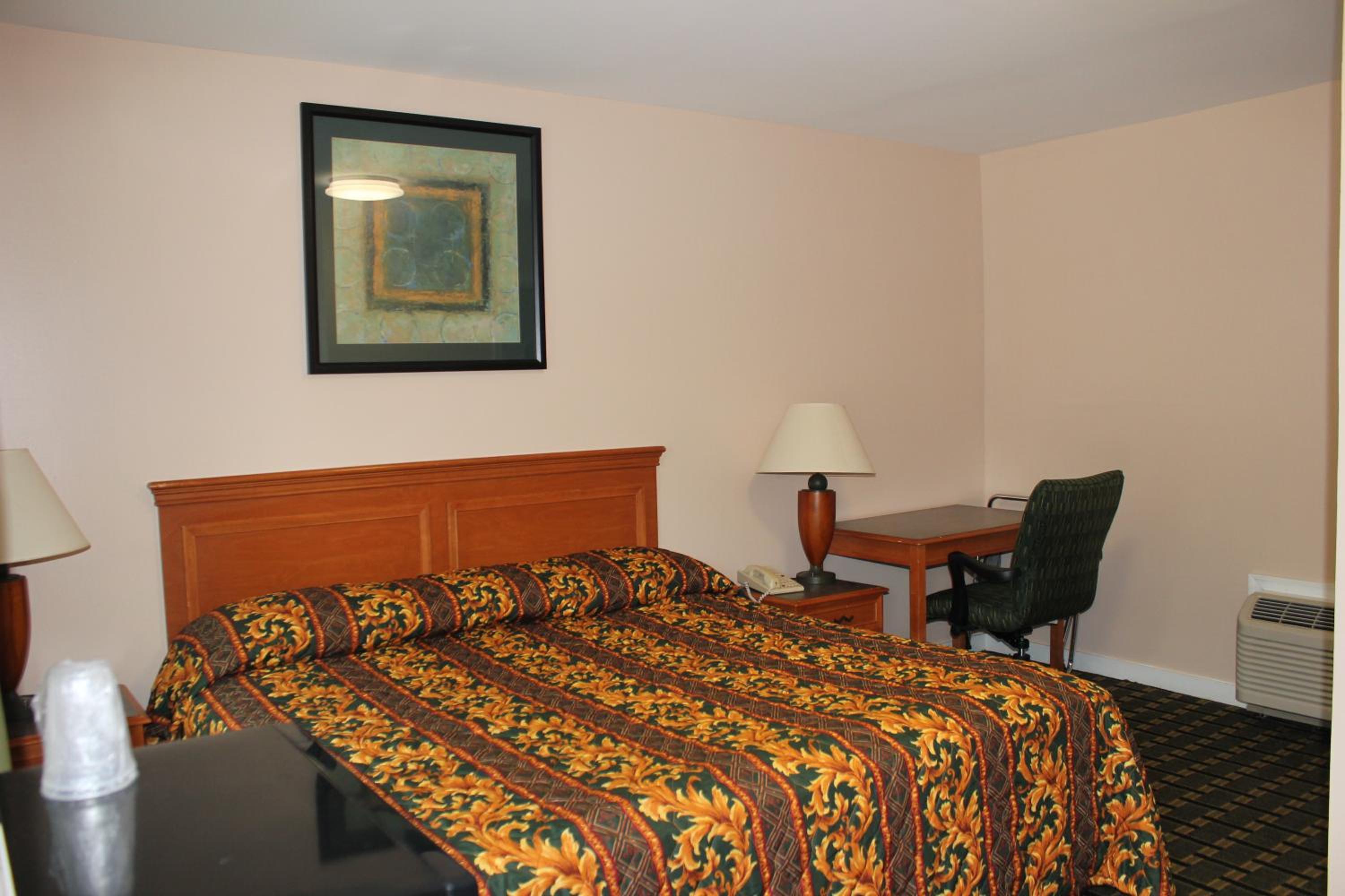 Queen Room