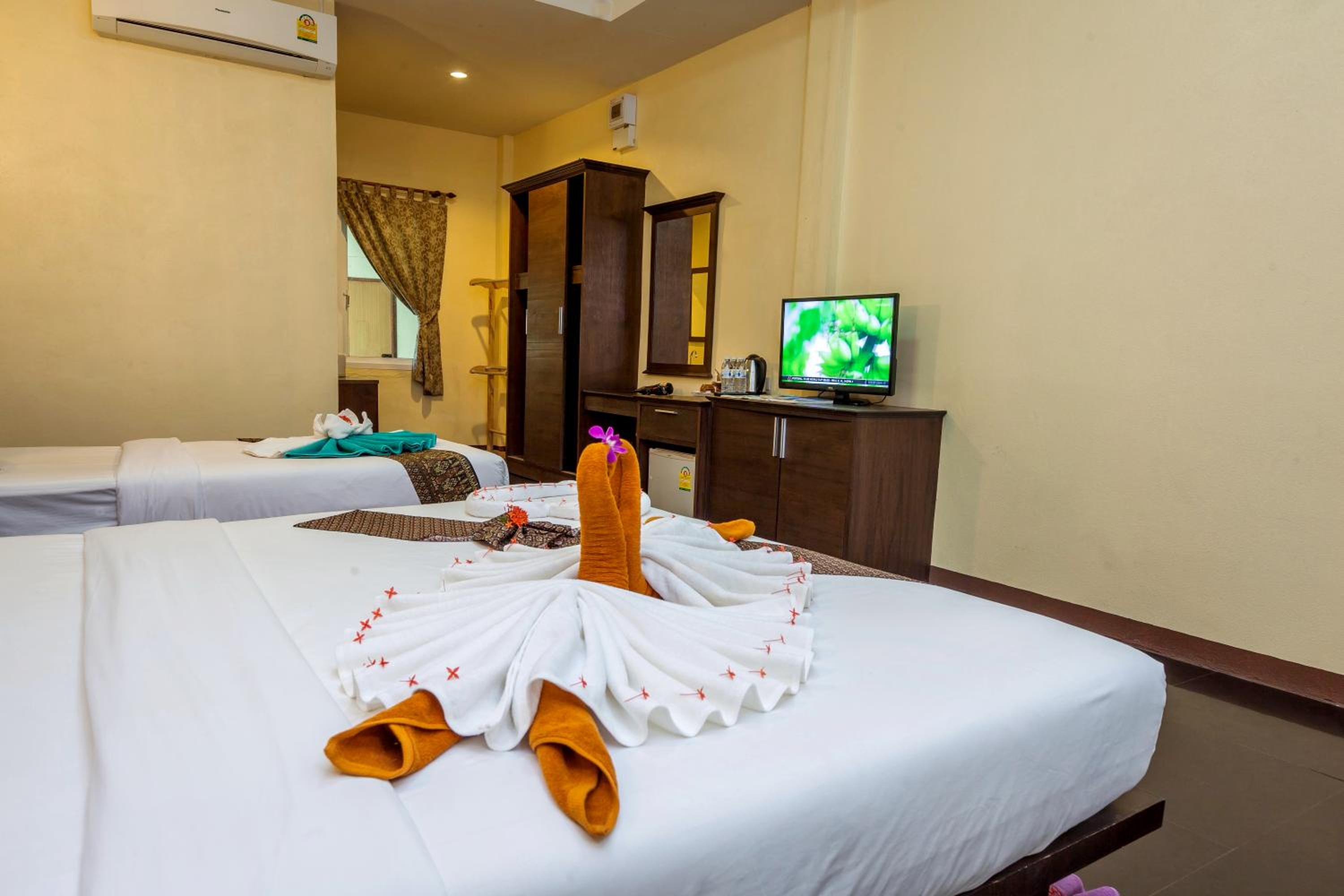 Standard Double Room - Photo 3