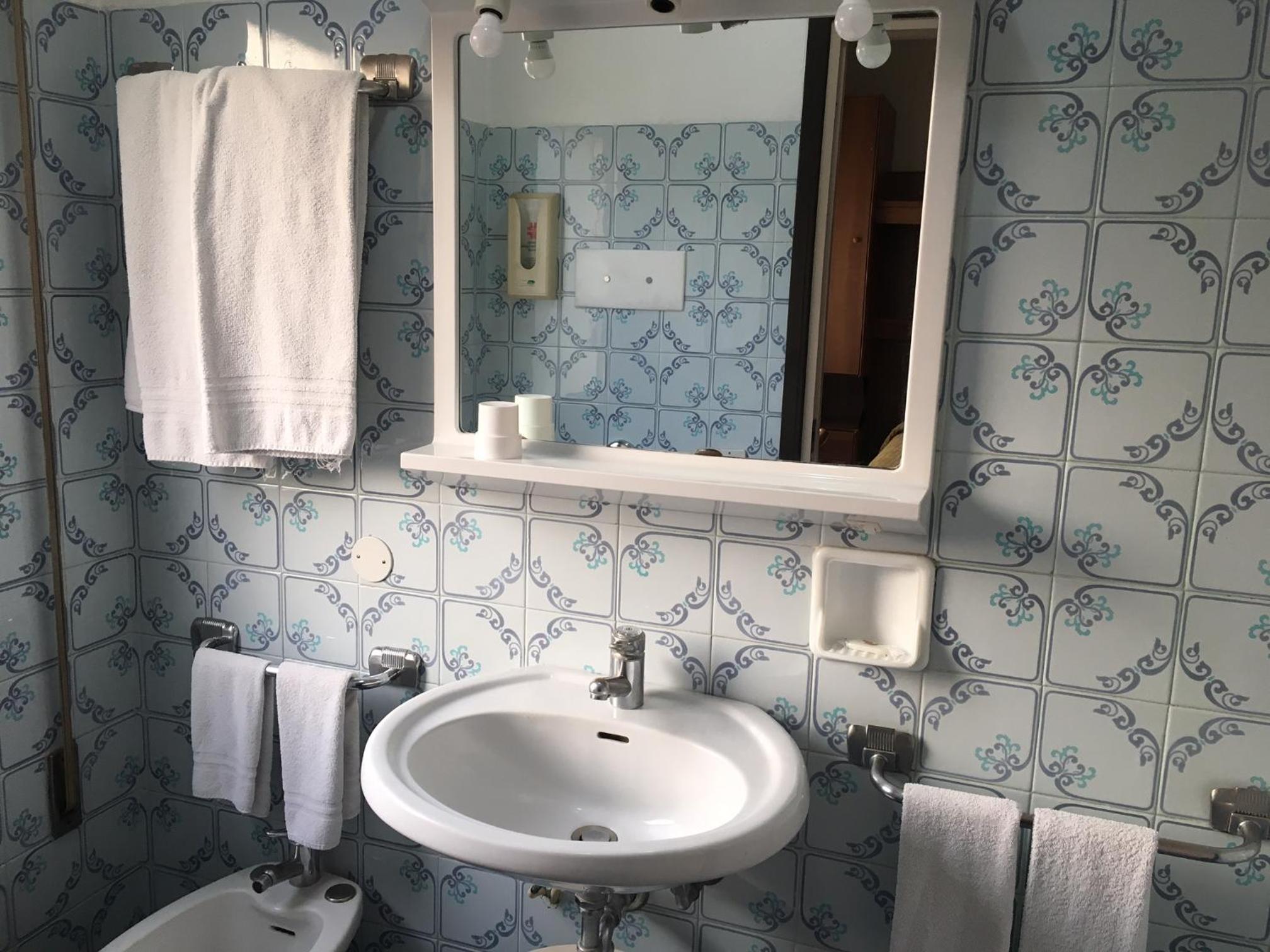 Standard Single Room photo 3