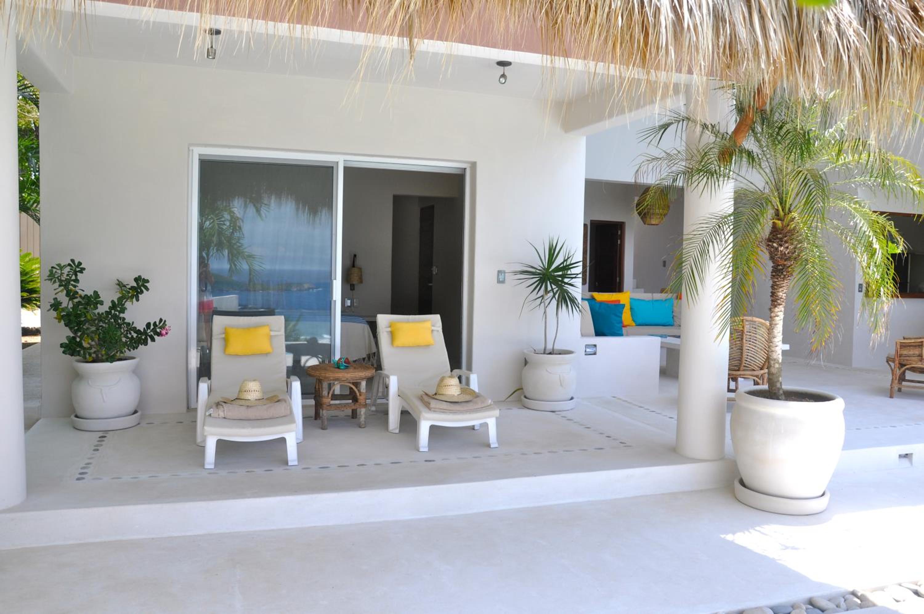 Villa with Sea View - Photo 10