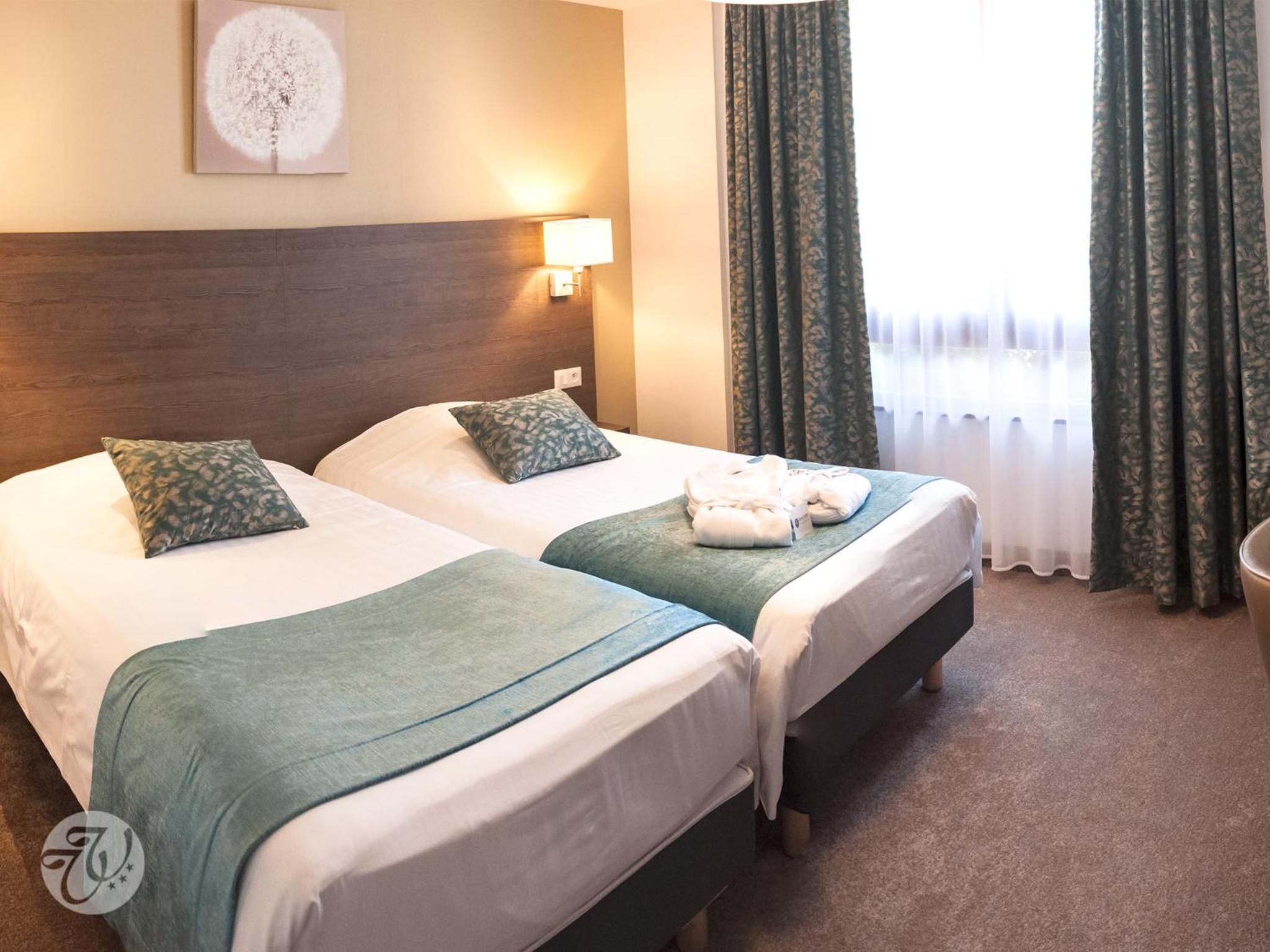 Superior Twin Room - Photo 3