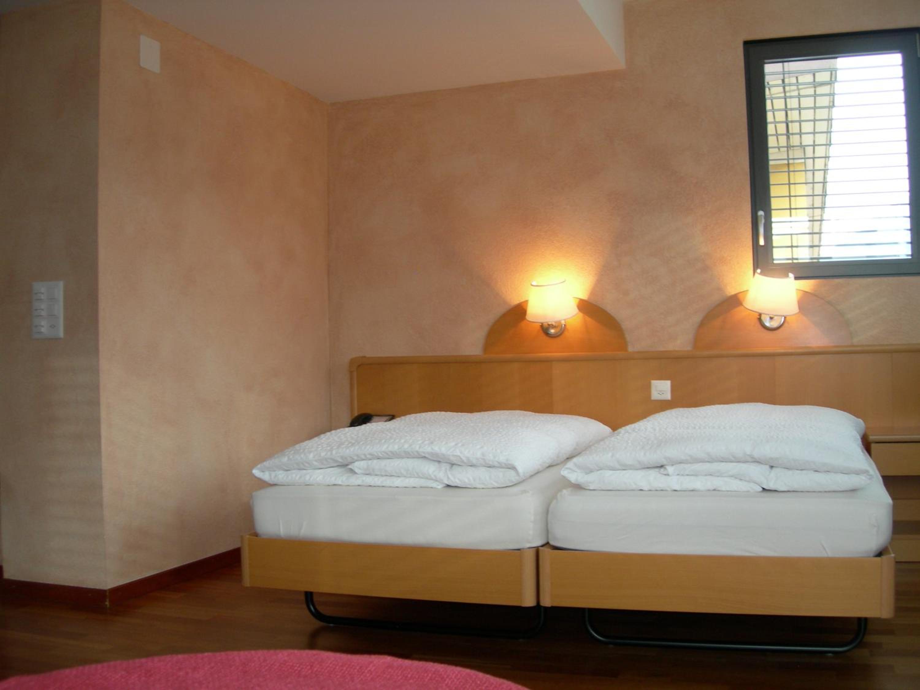 Deluxe Quadruple Room with A/C and Roof Terrace photo 3