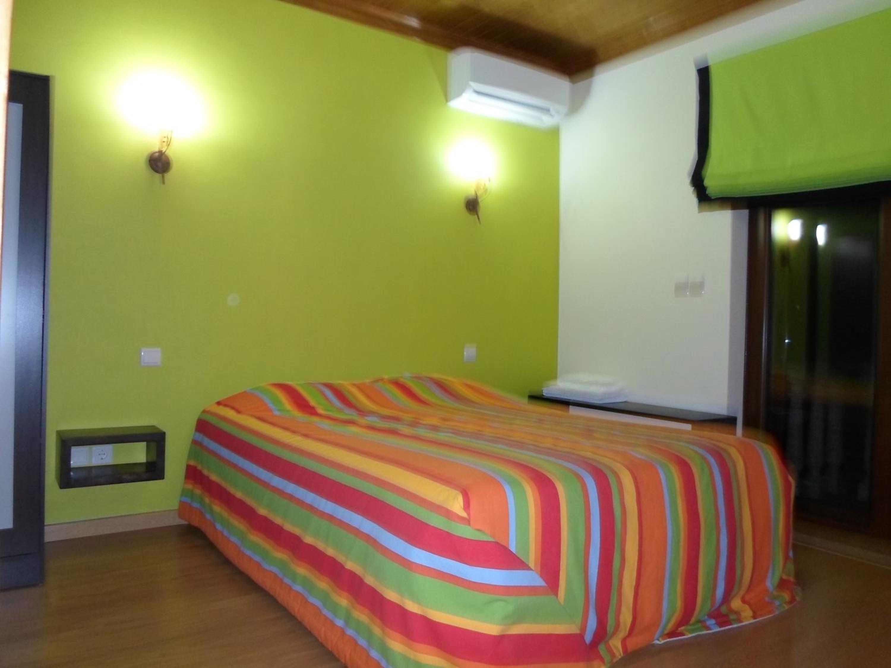 Double Room with Extra Bed photo 2