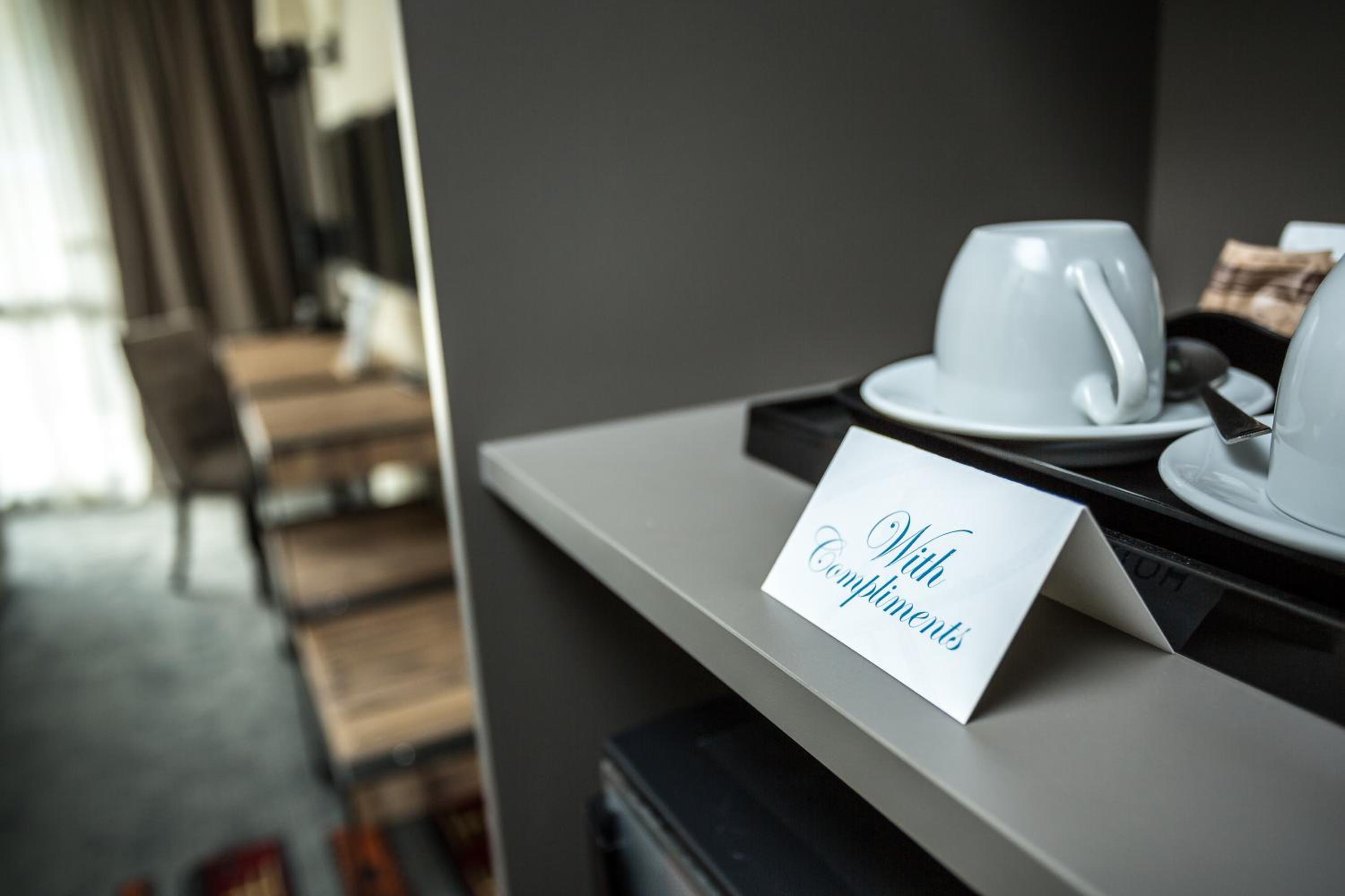 Twin Room with View - Photo 6