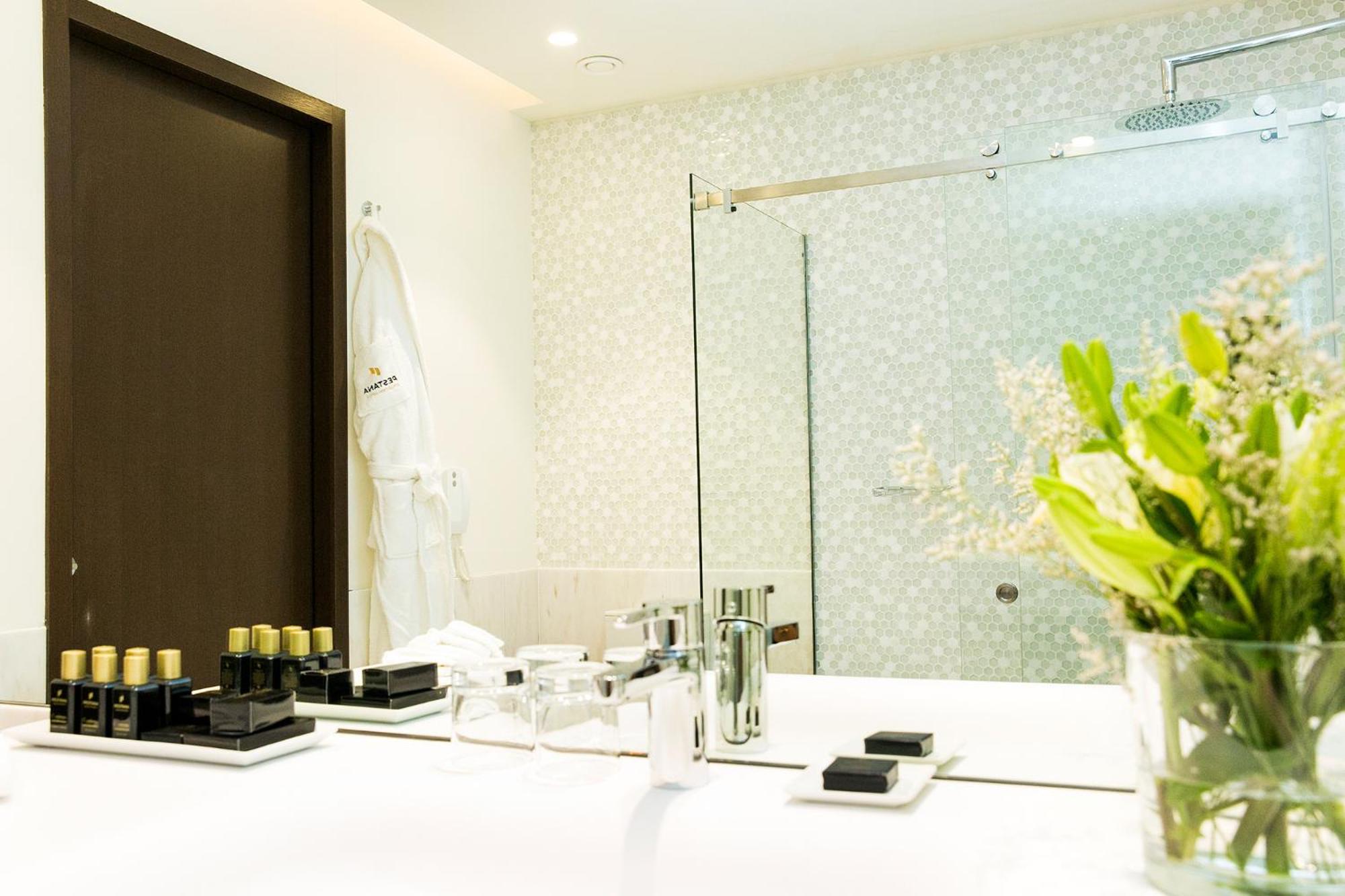 Available room