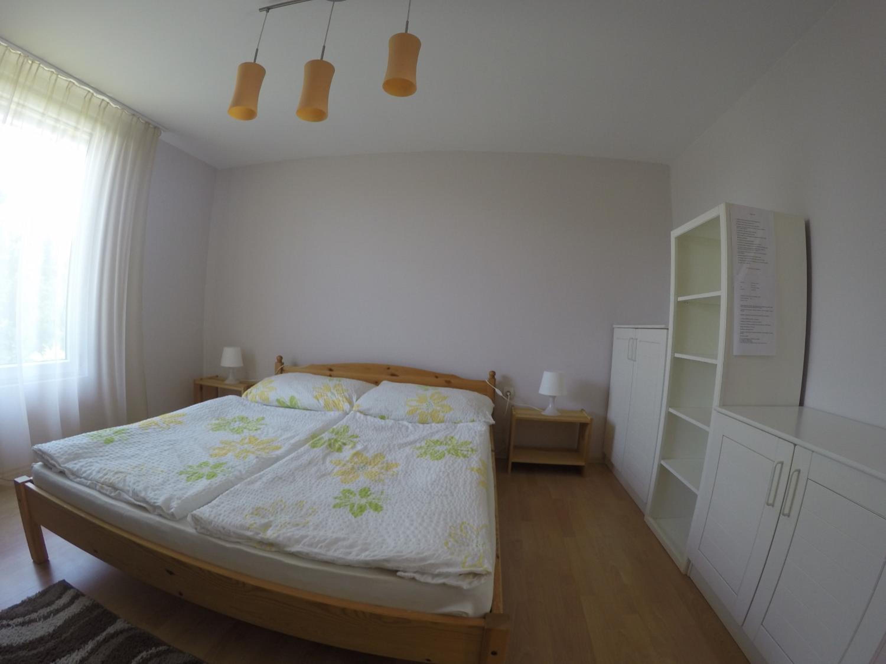 Standard Queen Room photo 1