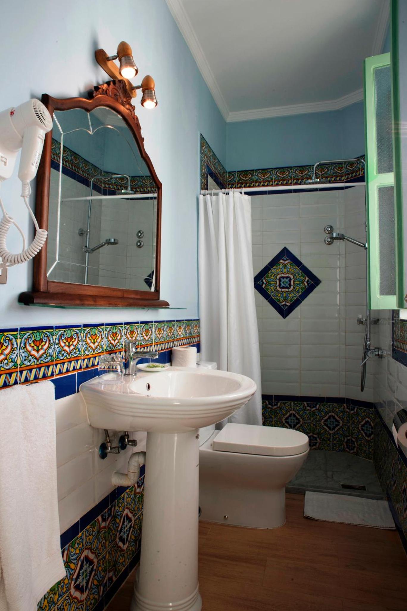 Cairo Twin Room - Photo 3
