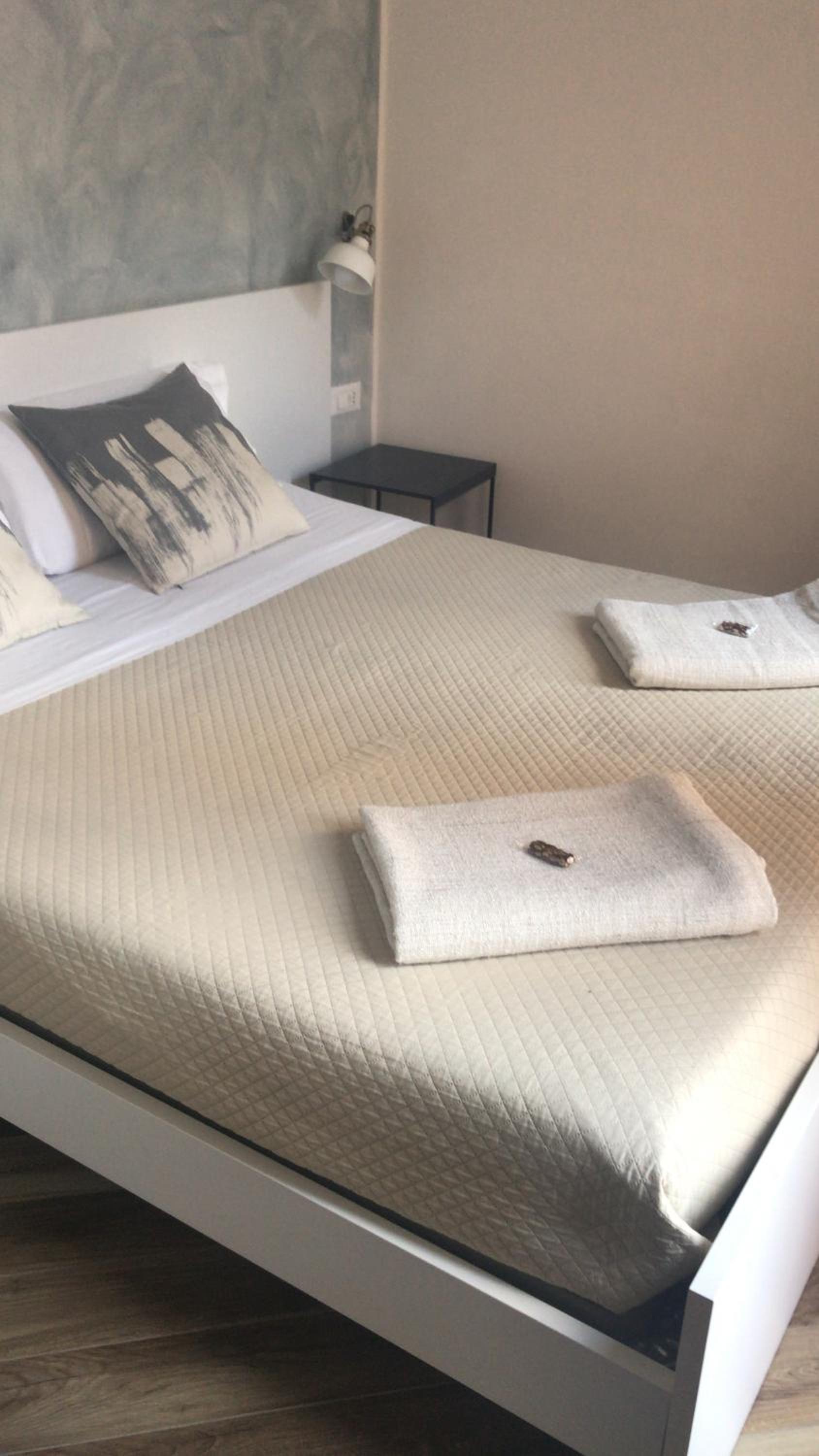 Double or Twin Room with Shared Terrace photo 1