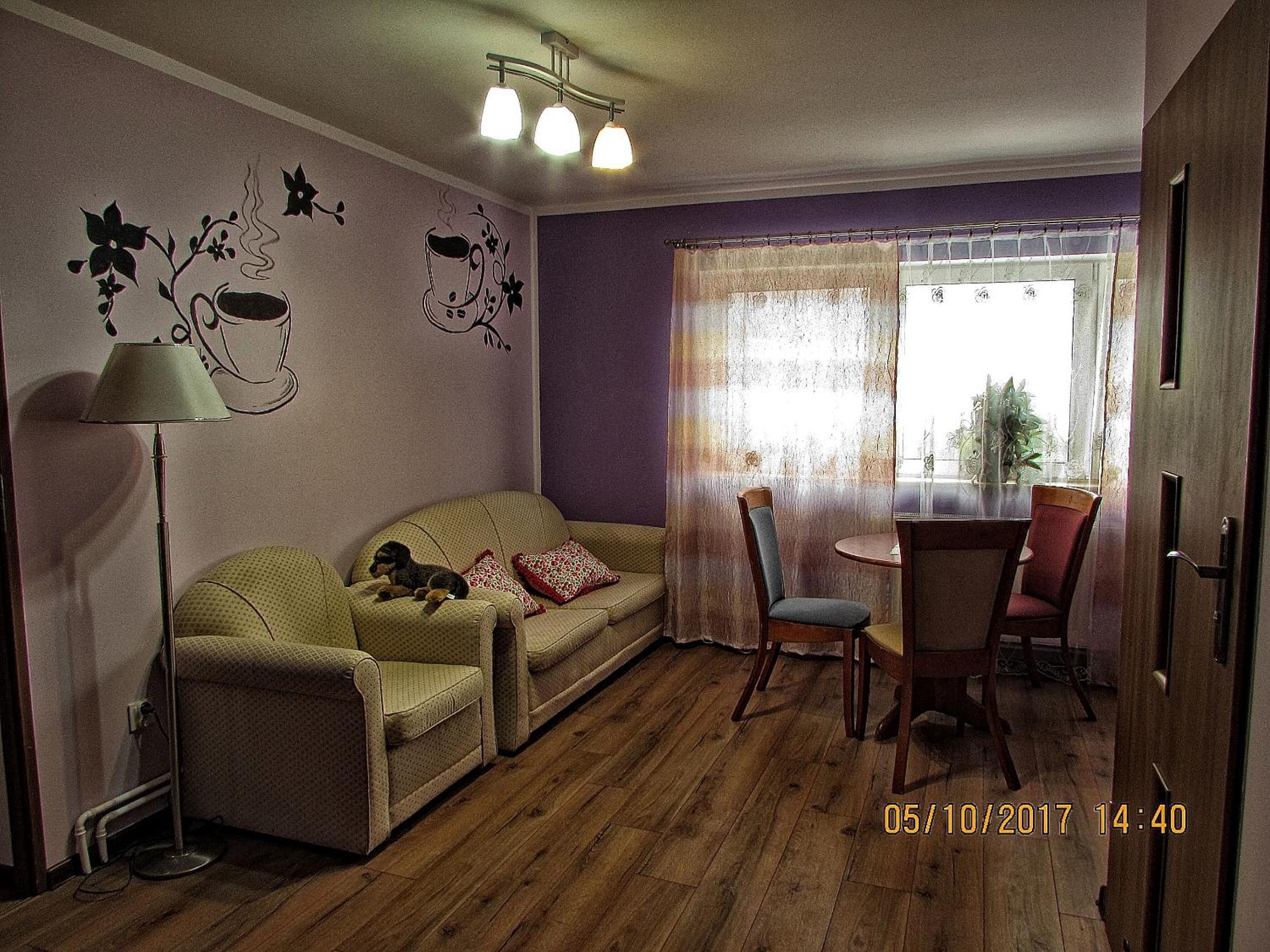 Deluxe King Suite photo 1