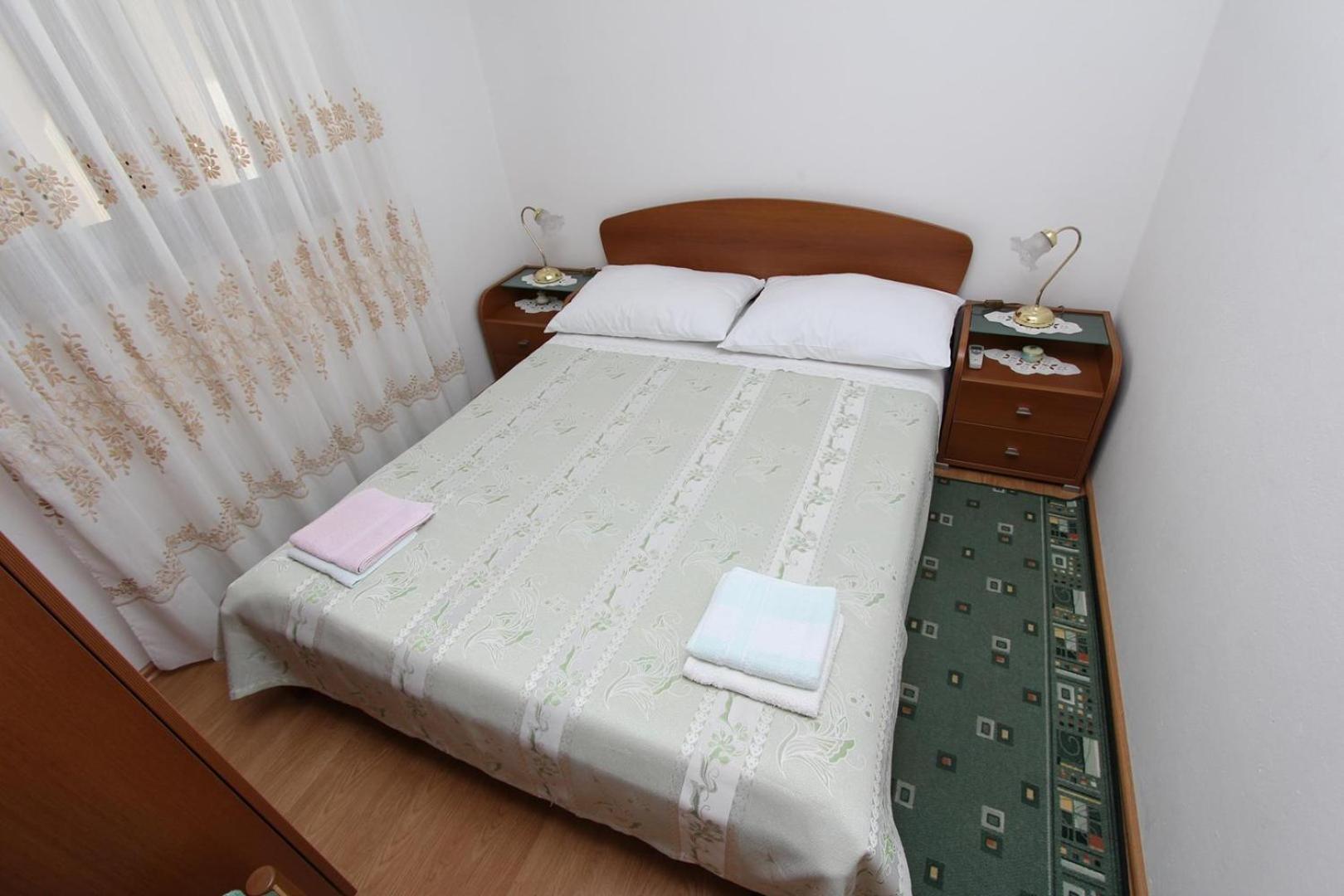 Studio Apartment with Terrace