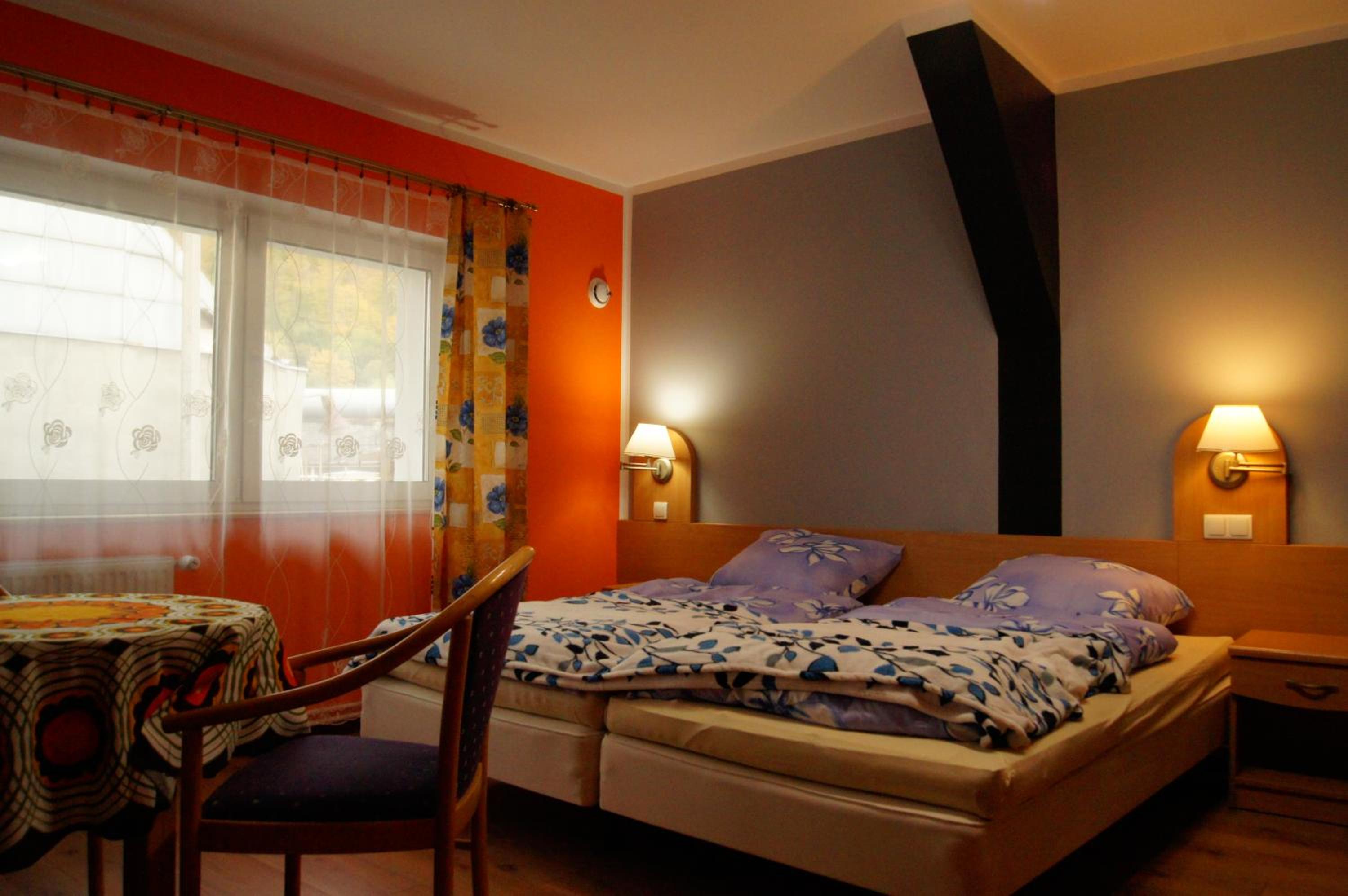 Deluxe Double Room with Extra Bed photo 1