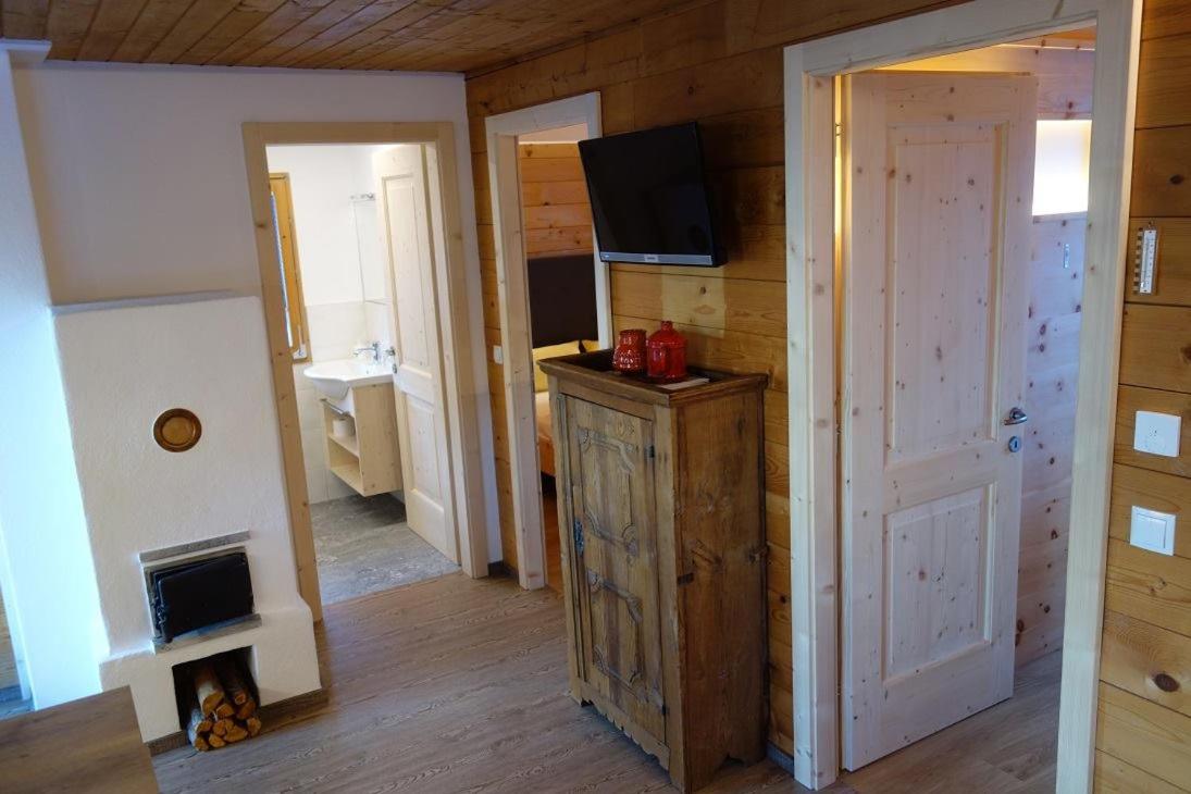 Two-Bedroom House photo 3