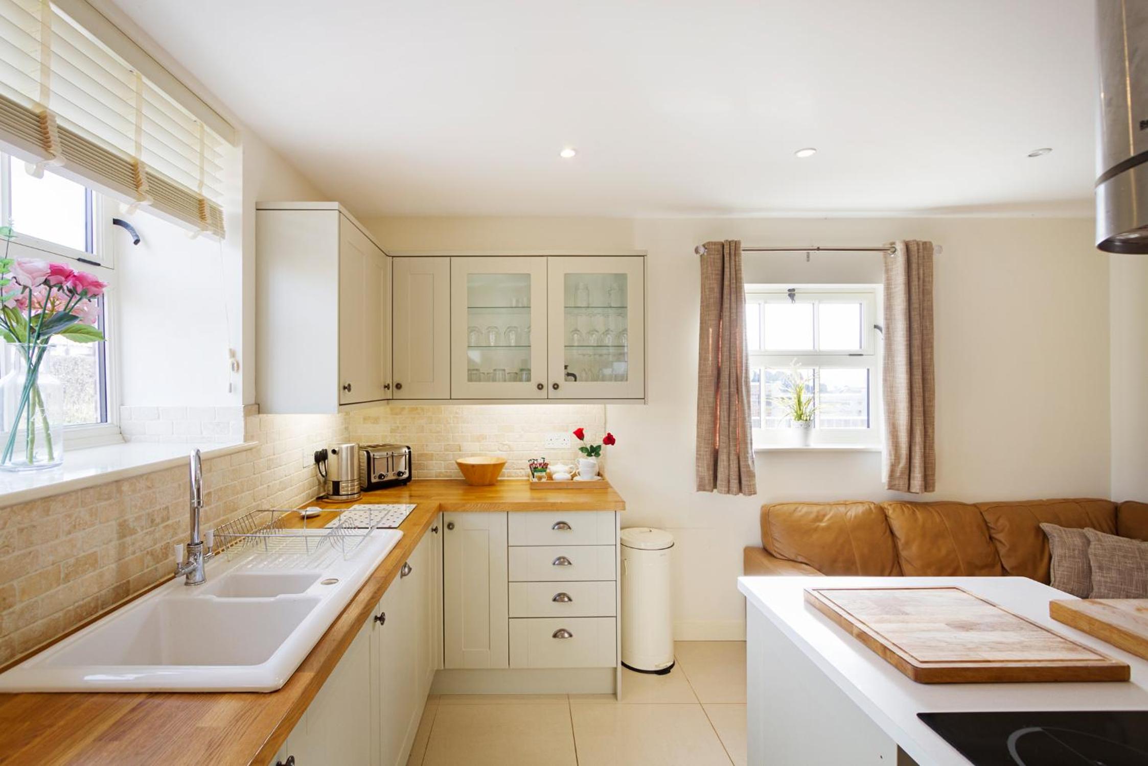 Three-Bedroom House photo 2