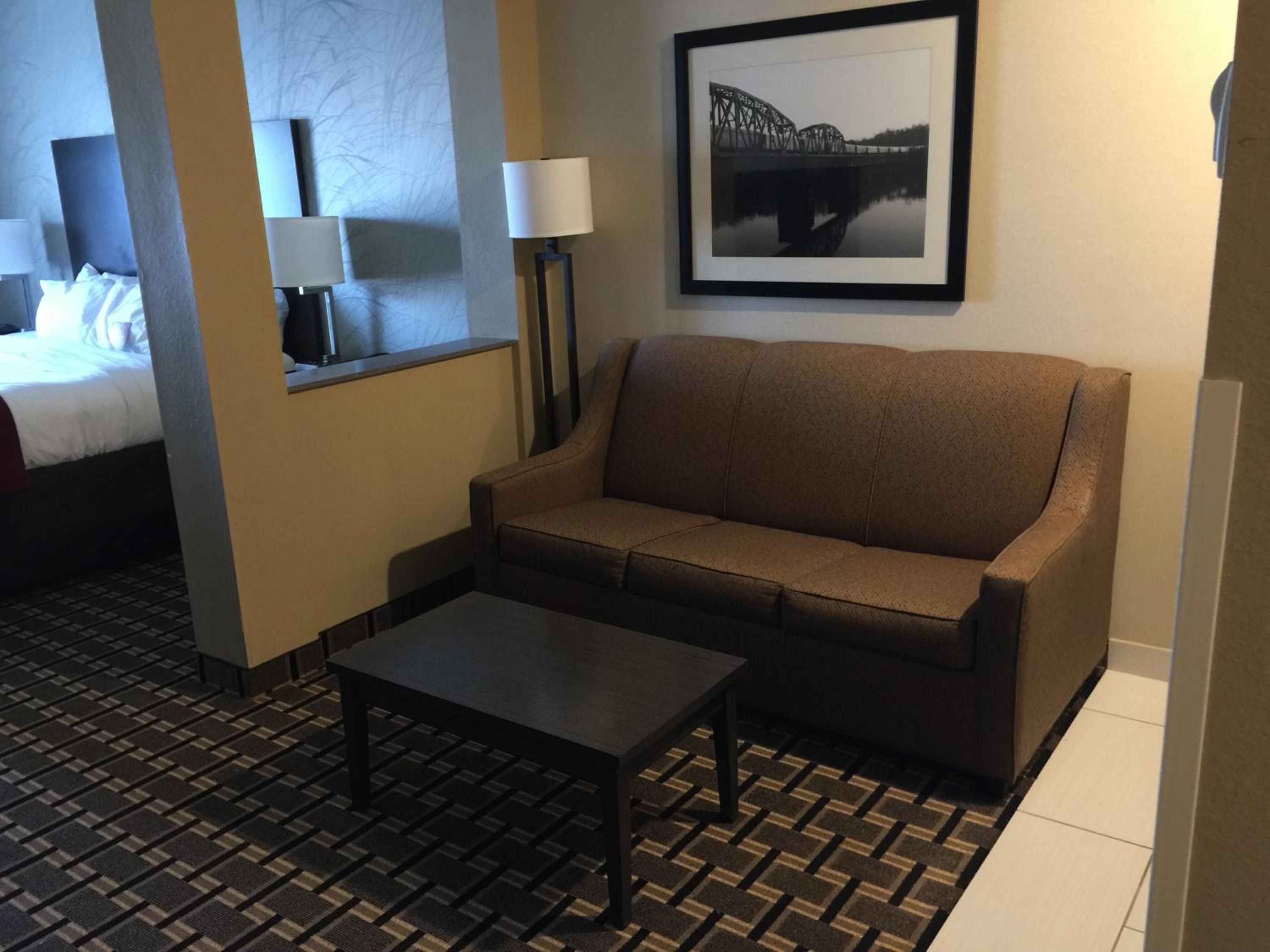 Suite King with Sofa Bed - Photo 1