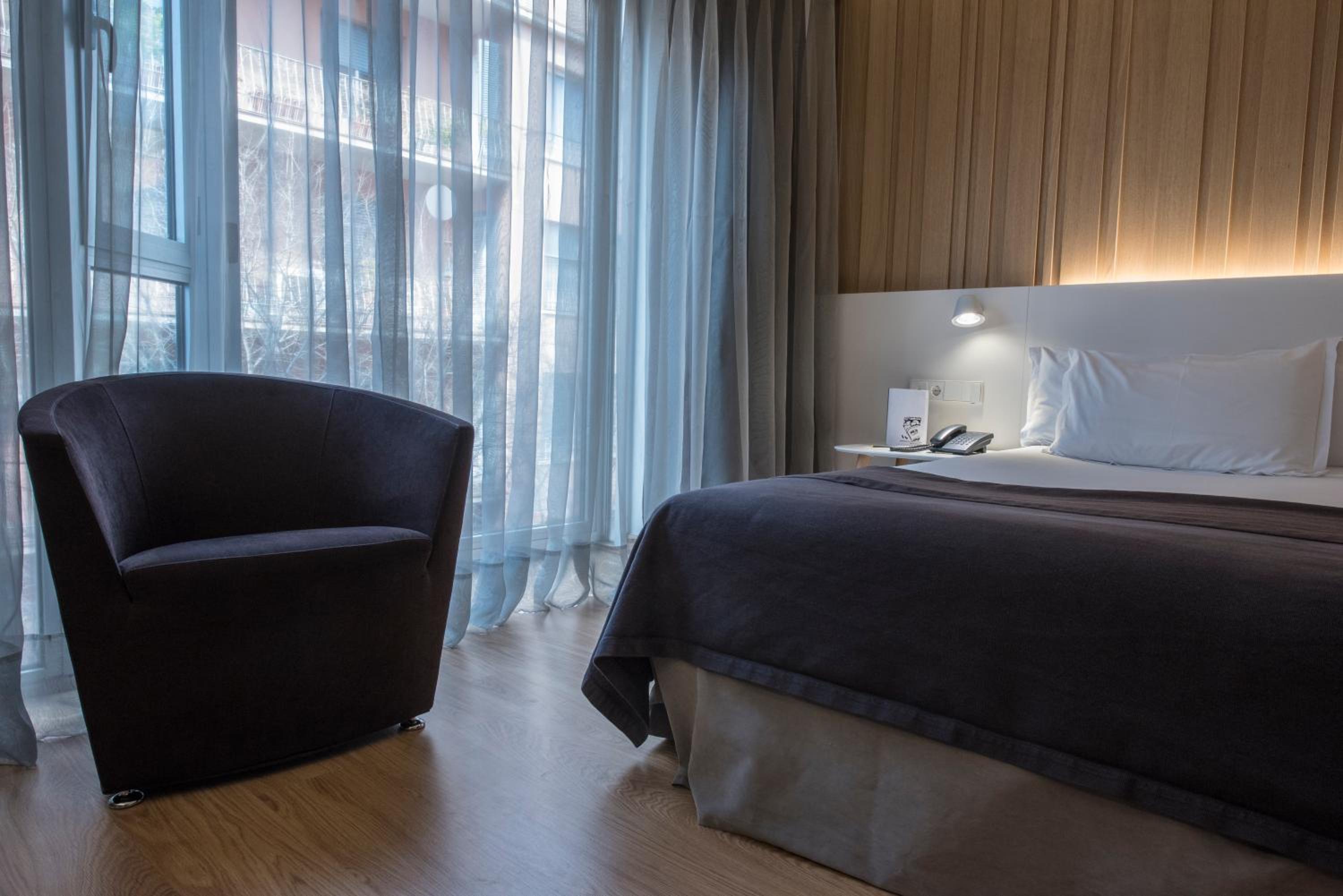 Standard Double or Twin Room photo 2