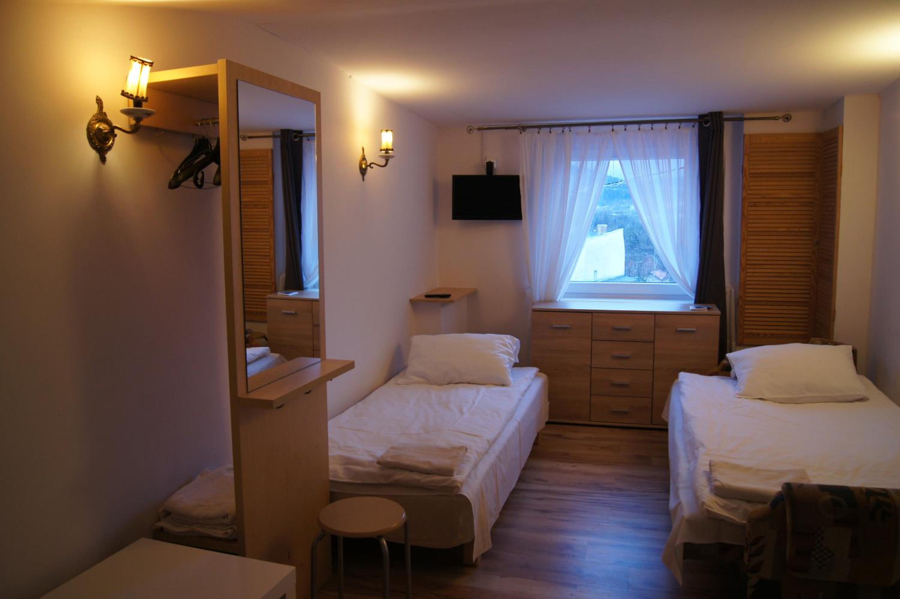 Triple Room with Shared Bathroom photo 1